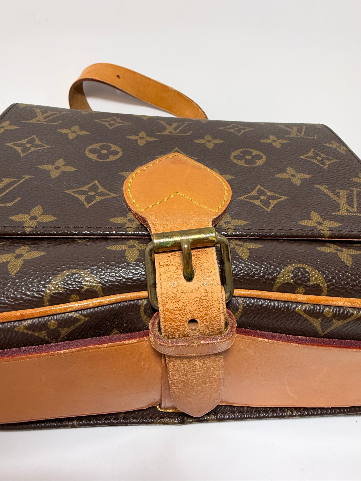 Louis Vuitton Cartouchière MM Monogram Crossbody/Shoulder Bag