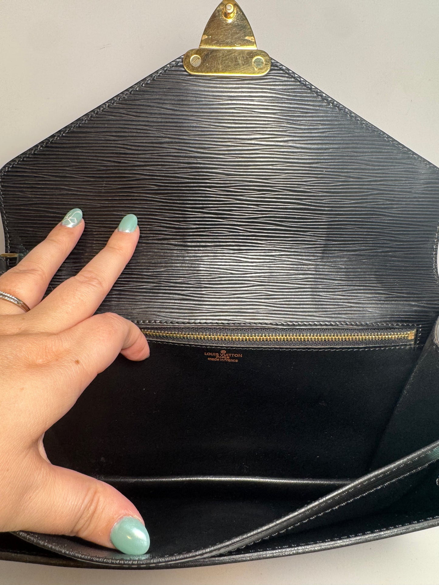 Louis Vuitton Black Epi Serie Draggone Clutch Bag