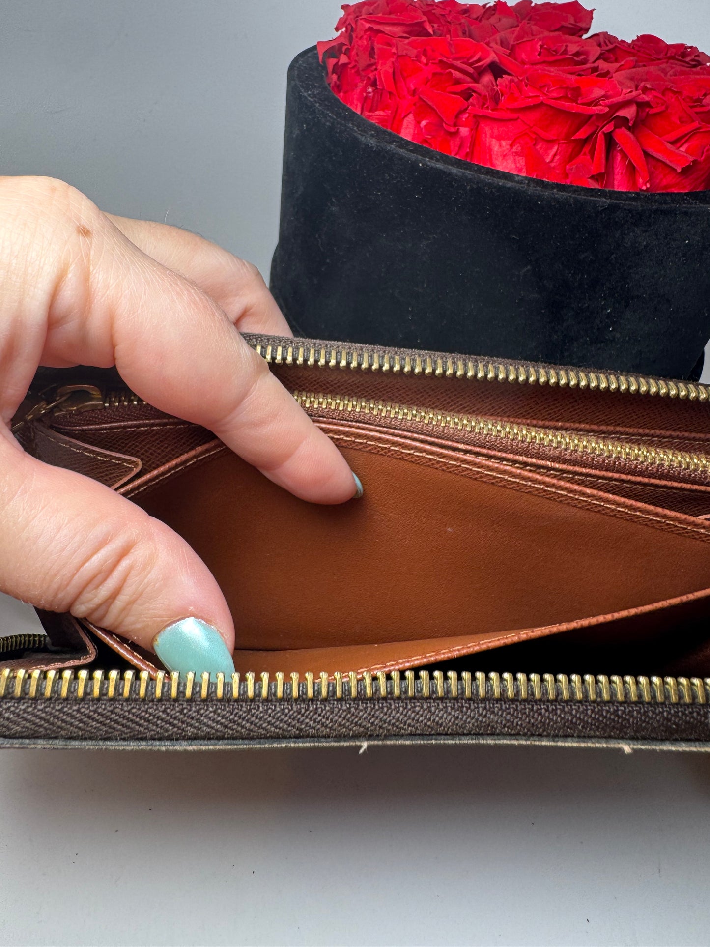 Louis Vuitton Monogram Zippy Wallet