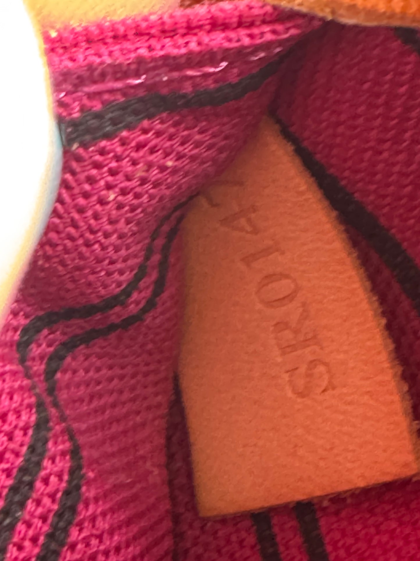 Louis Vuitton Neverfull Tote MM with Pivone (Hot Pink) Interior