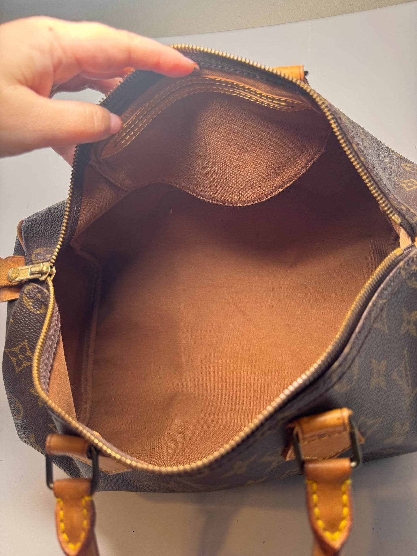 Louis Vuitton Speedy 35 Monogram