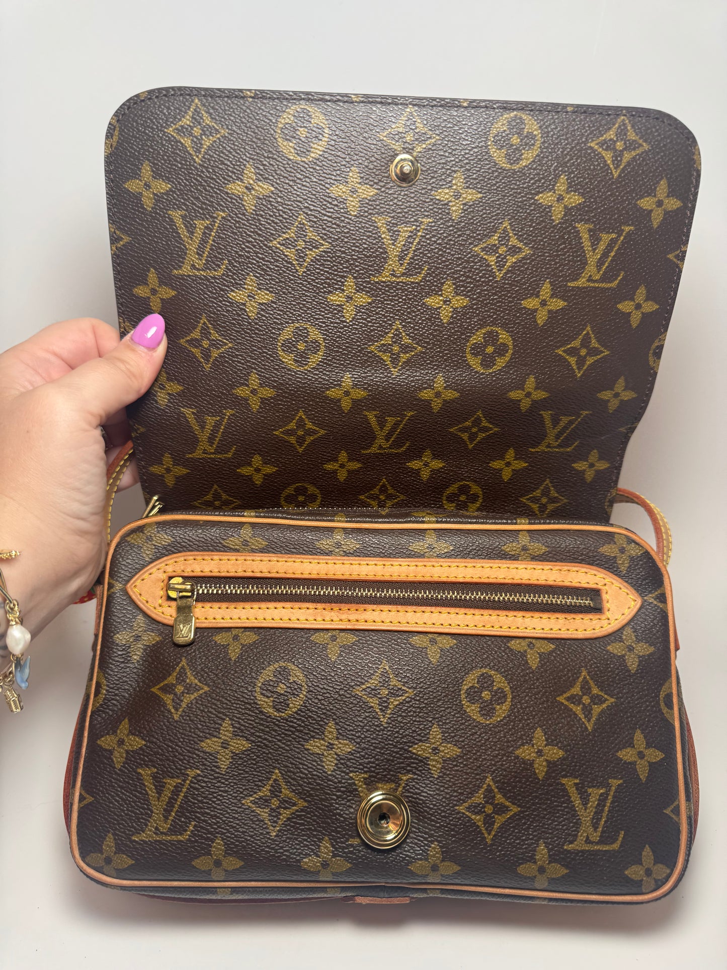 Louis Vuitton Saint Germain 24 Monogram Crossbody – 1992
