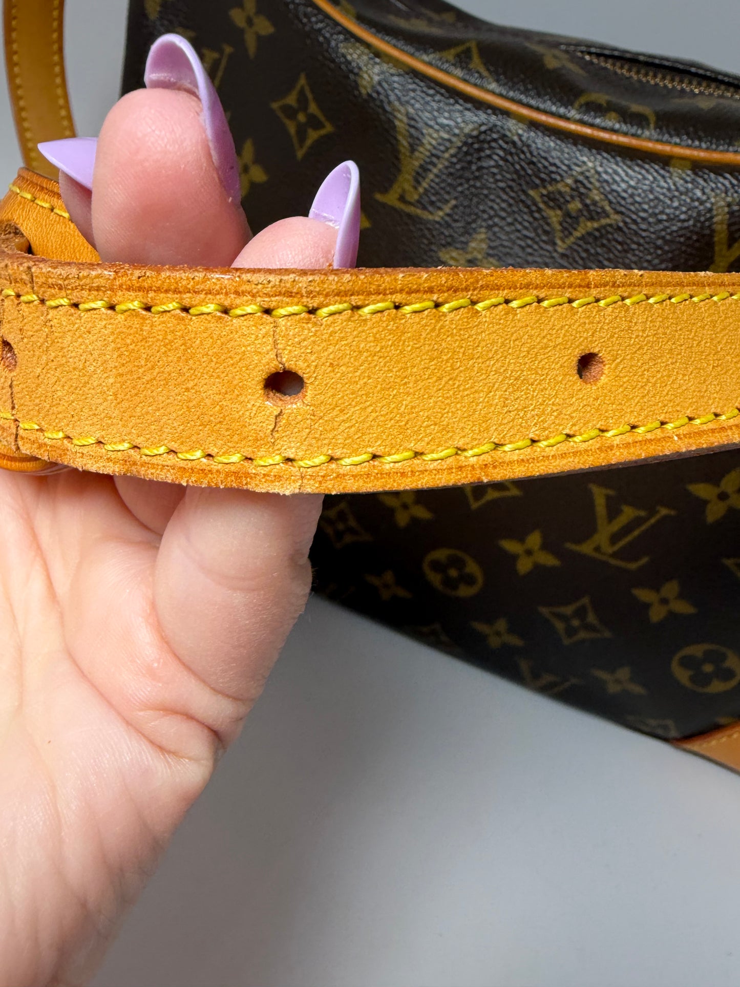 Louis Vuitton Boulogne 30 Monogram Shoulder Bag