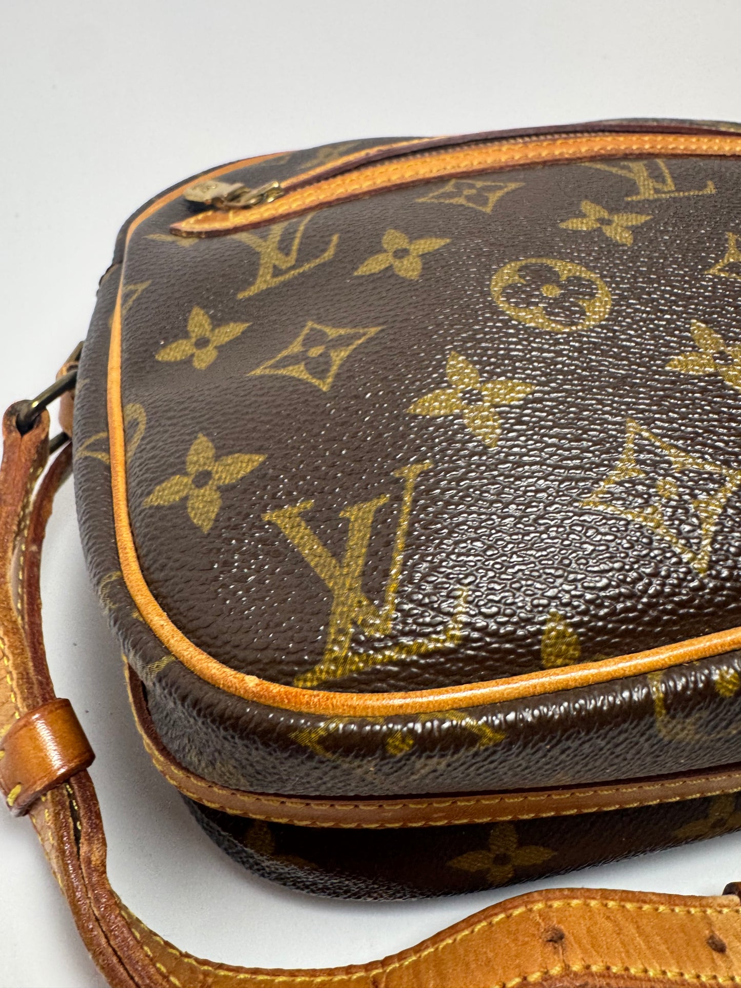 Louis Vuitton Senlis Monogram Bag- Pre Date Code