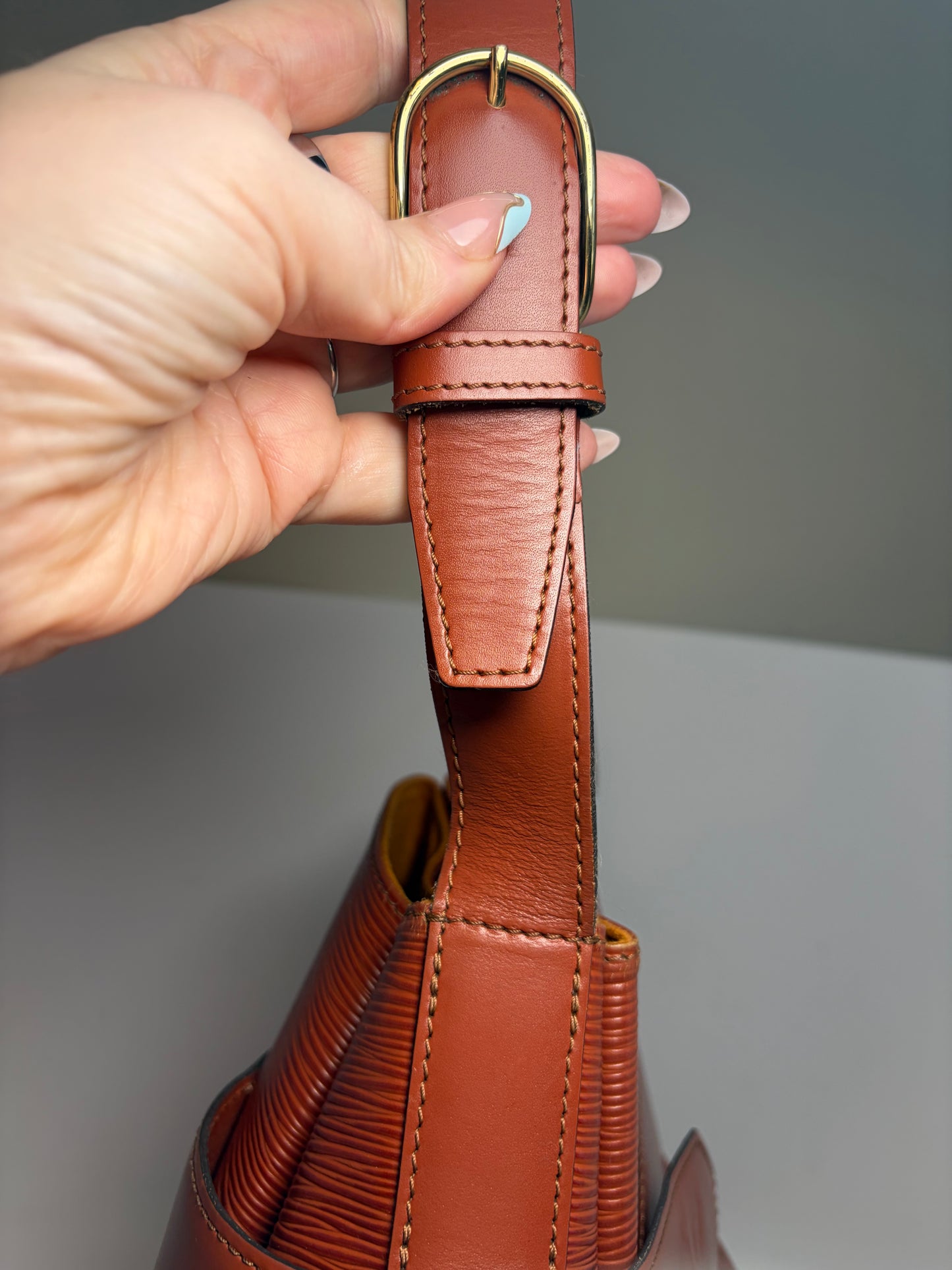 Louis Vuitton Epi Leather Sac Saint Paul GM Shoulder Bag Rouille