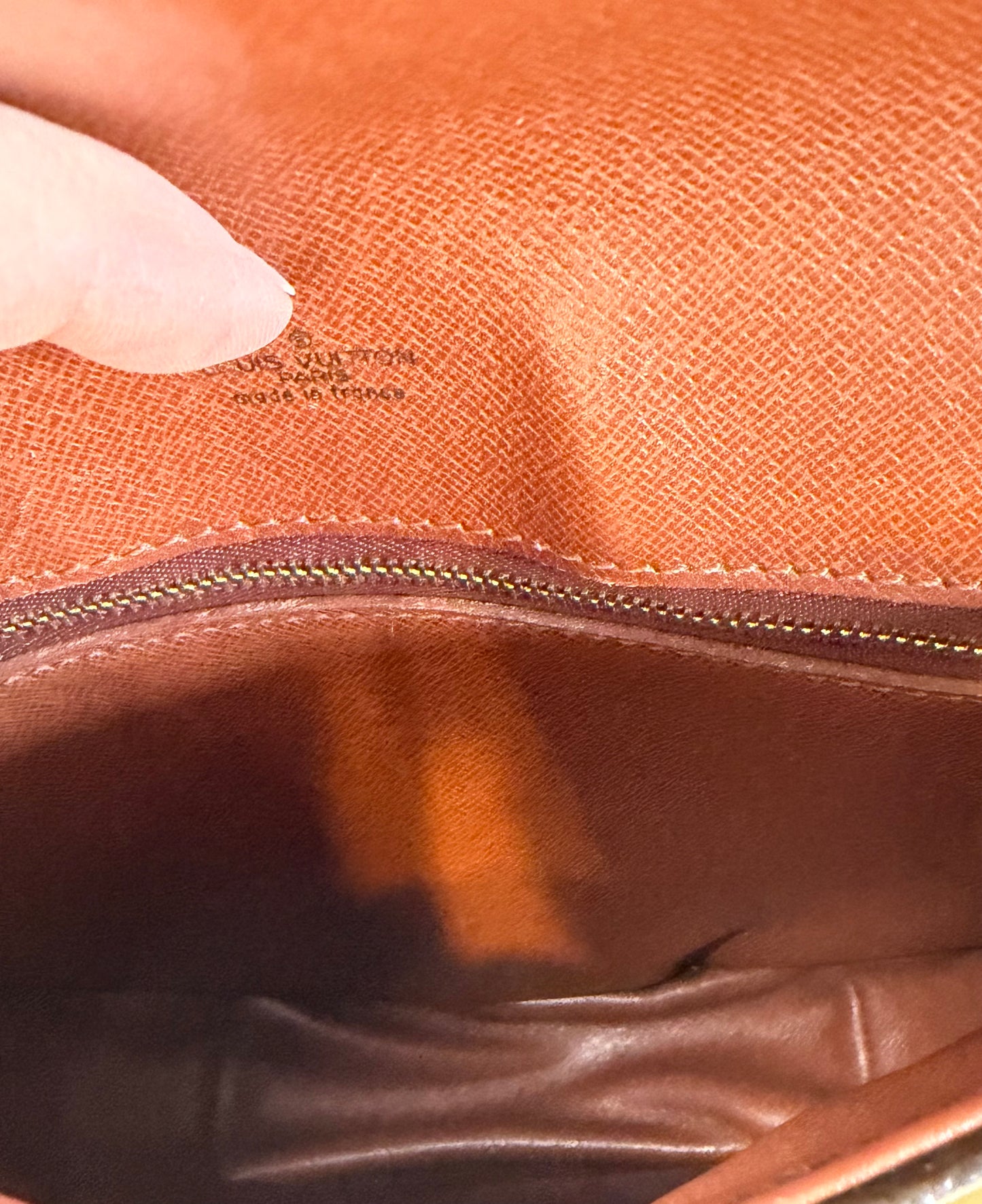 Louis Vuitton Chantilly MM Monogram Crossbody Made in France March 1989