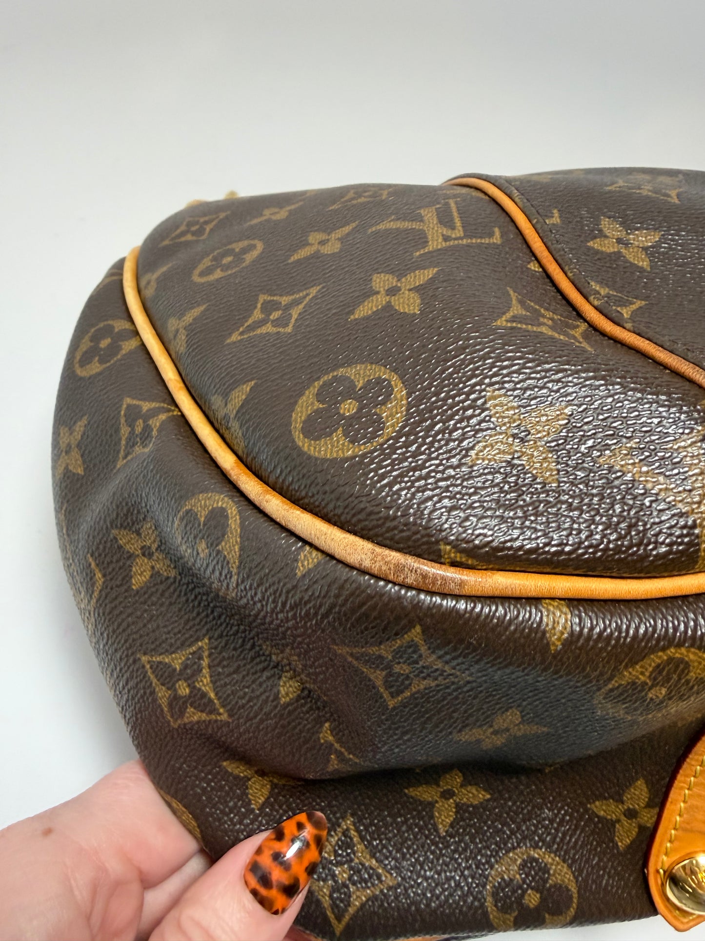 Louis Vuitton Galleria PM Monogram Shoulder Bag with COA