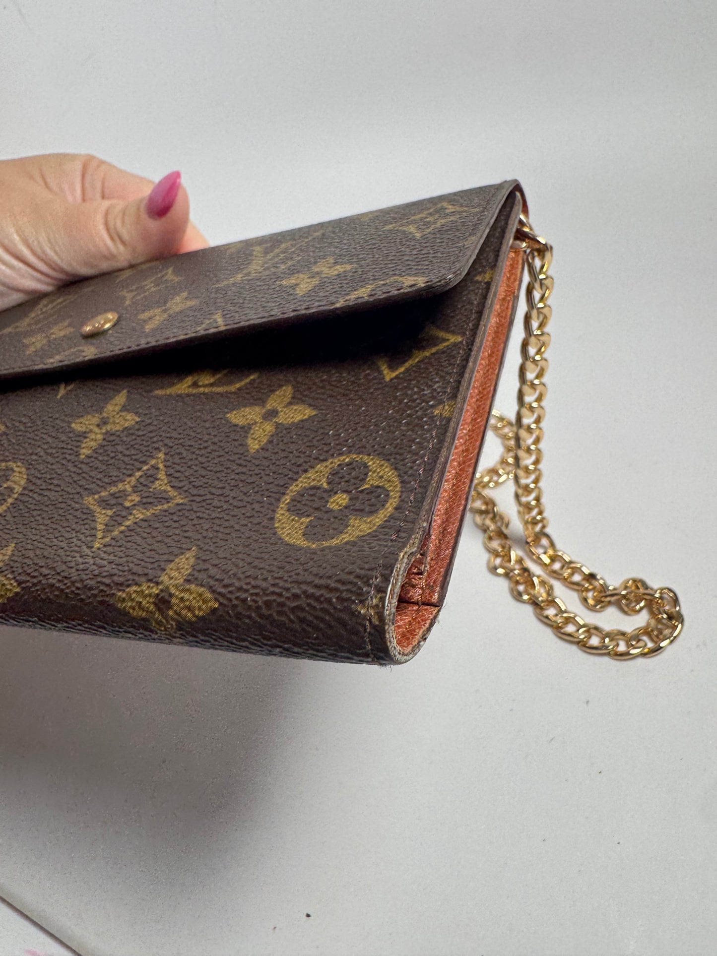Louis Vuitton Pochette Trifold Wallet On Chain in Monogram/Passport Holder Made in Spain in July 1996