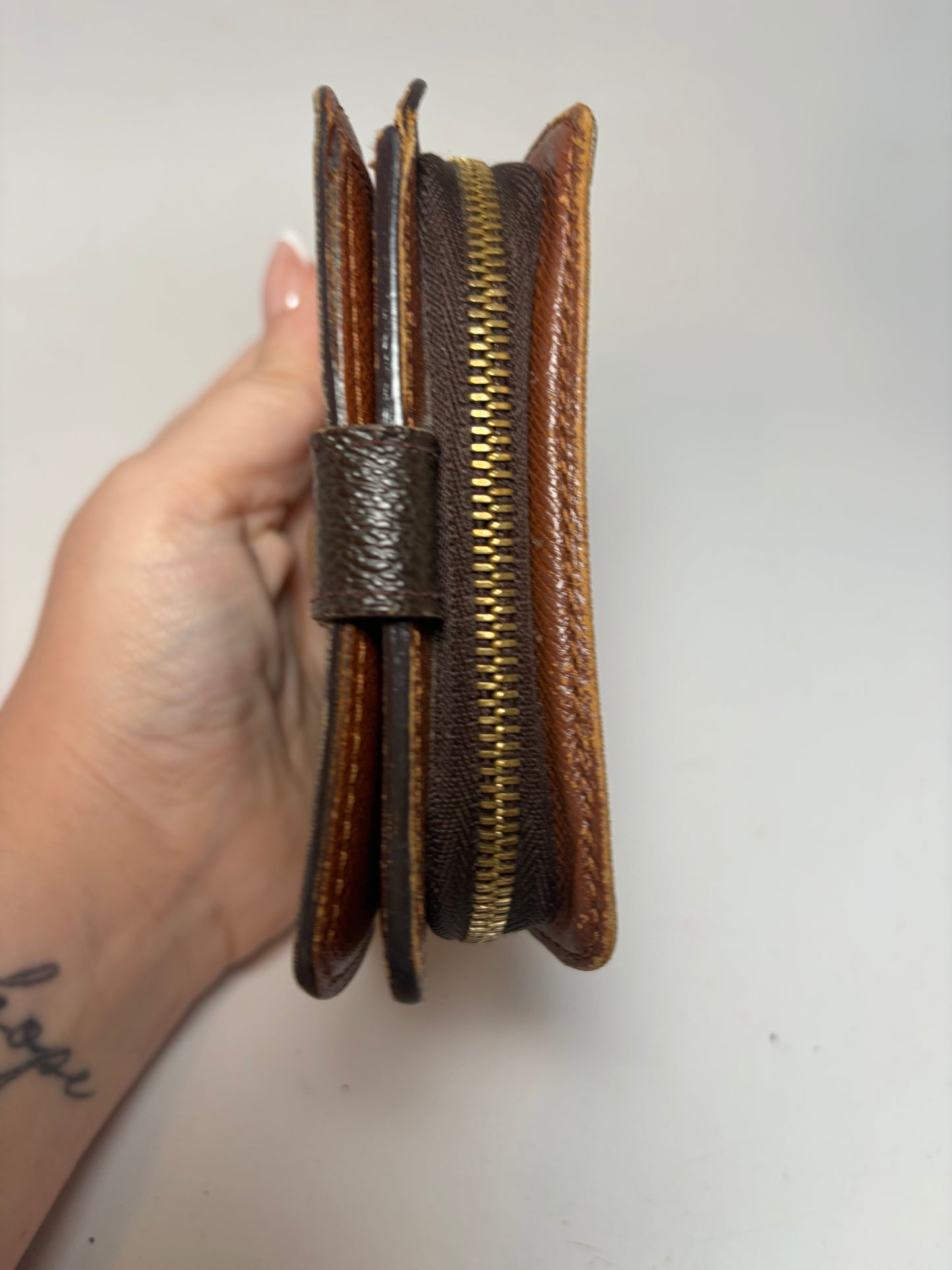 Louis Vuitton Zippy monogram compact wallet