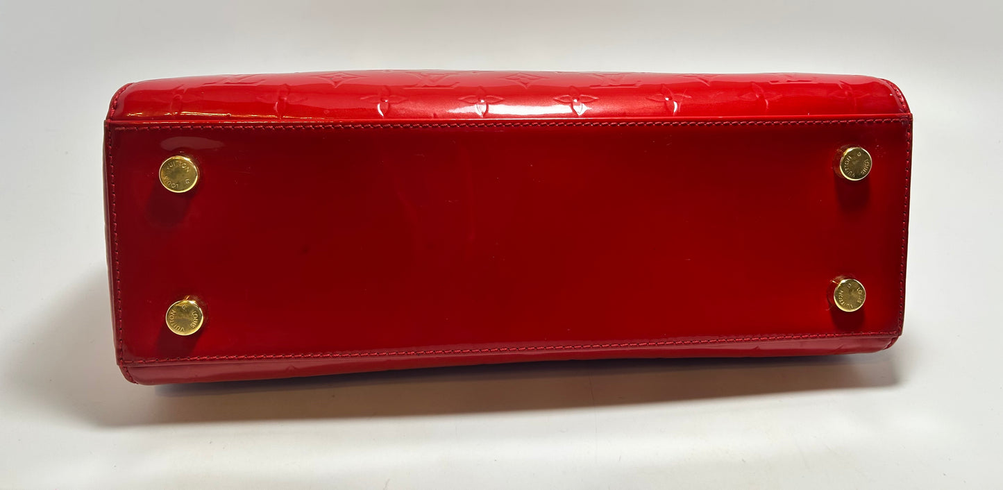 Louis Vuitton Brea MM Rose Red Vernis Leather Bag/Shoulder Bag