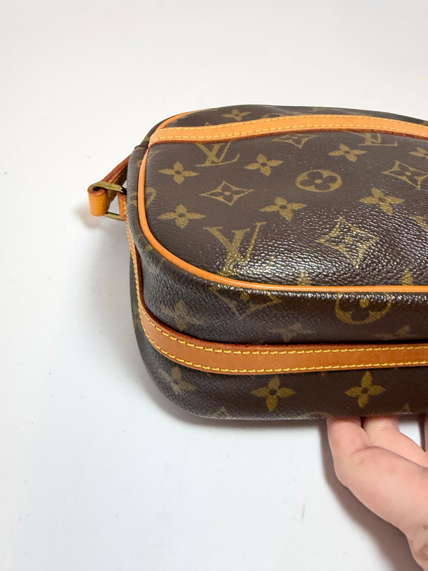 Louis Vuitton Senlis Monogram Shoulder Bag/Crossbody Bag