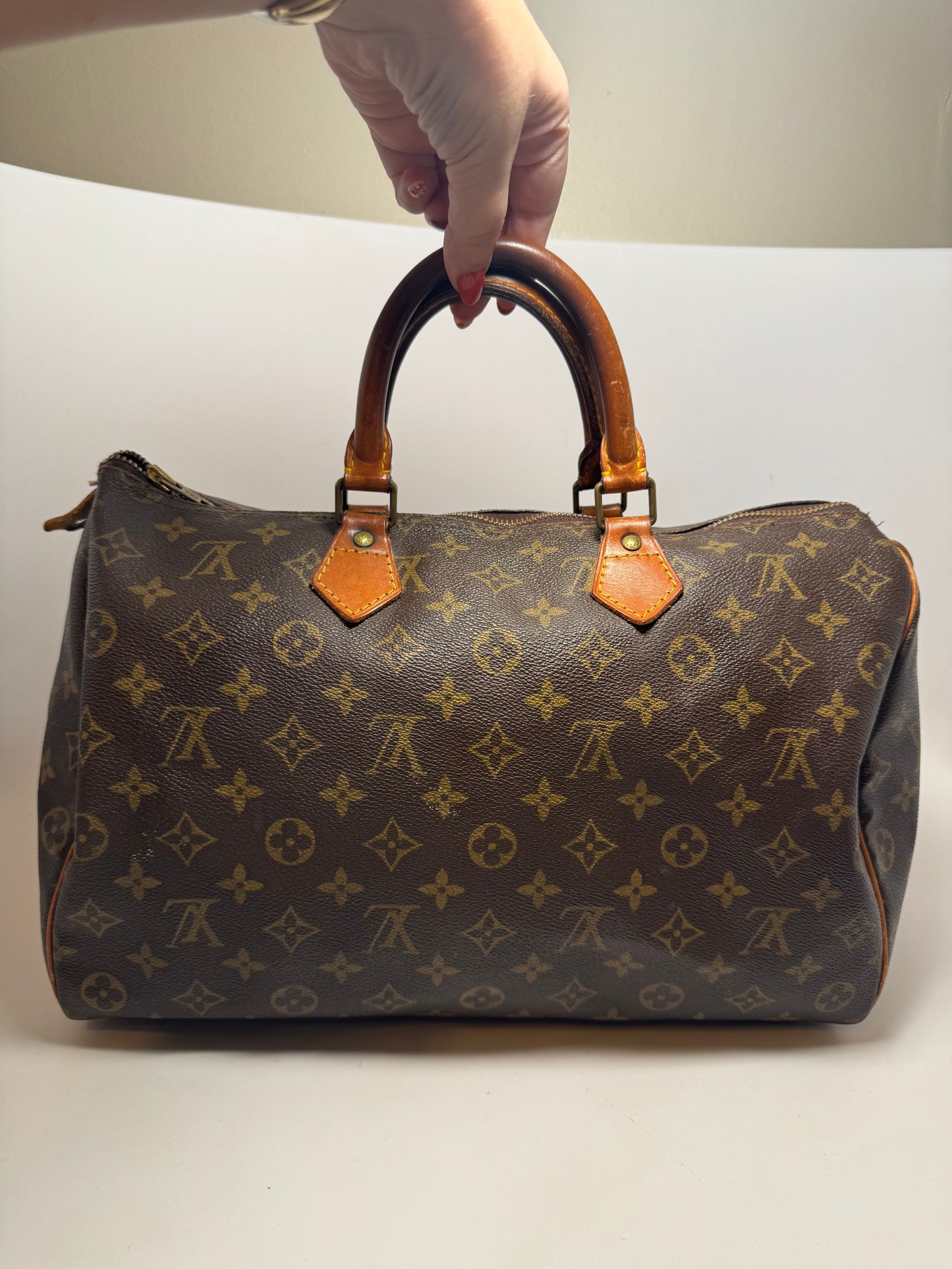Louis Vuitton Speedy 35 Monogram