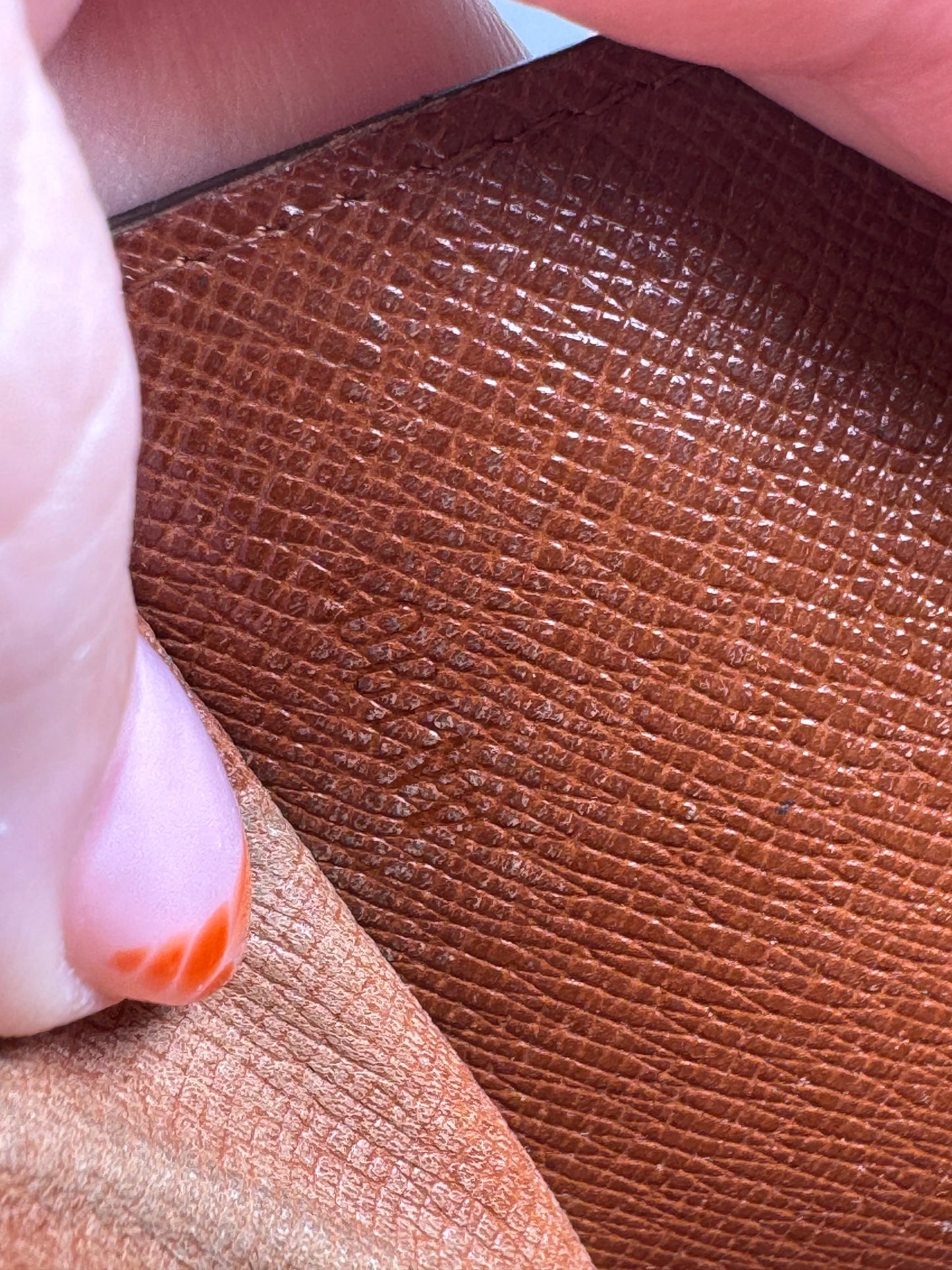 Louis Vuitton Monogram Sarah Wallet- Fair Condition