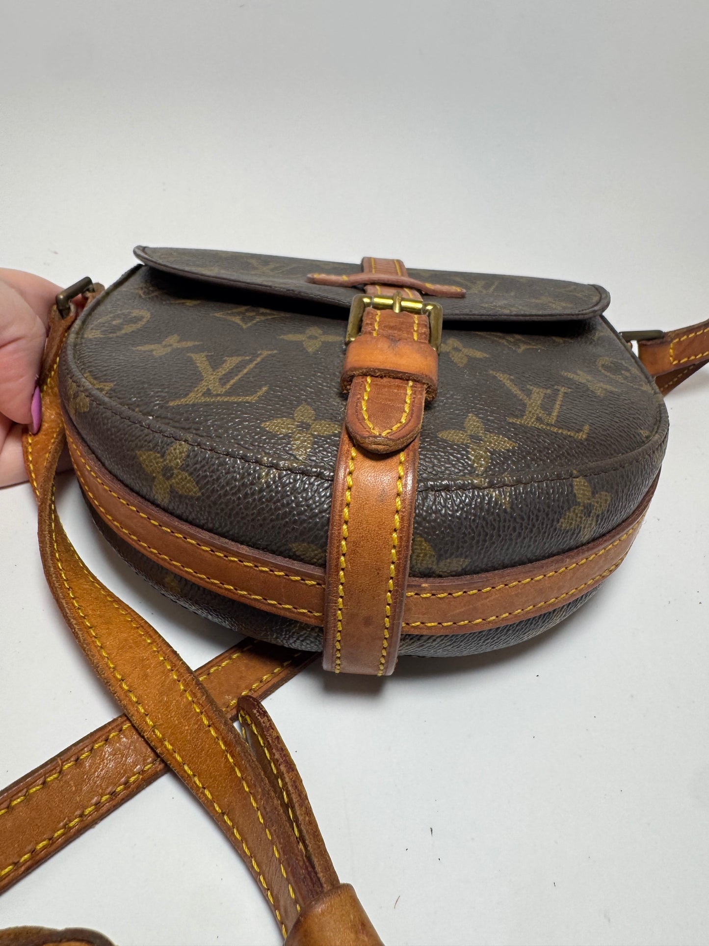 Louis Vuitton Chantilly PM in Monogram Crossbody