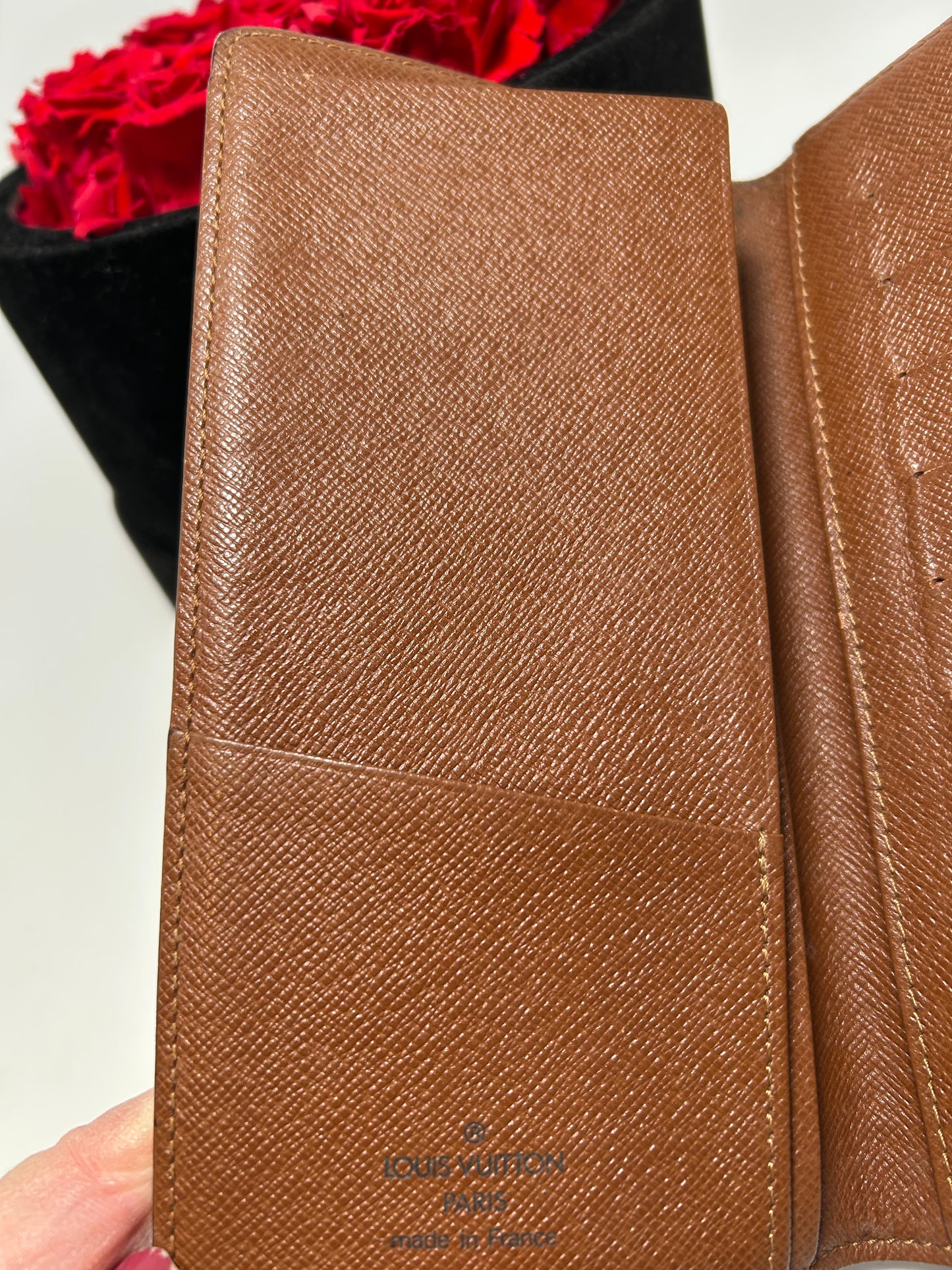 Louis Vuitton Slim Wallet Monogram/Passport Cover