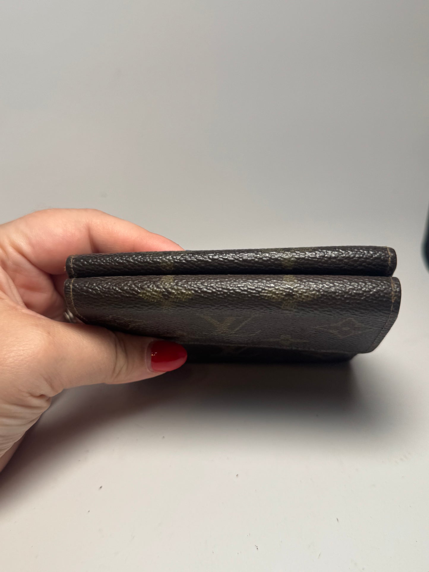 Louis Vuitton Elise Monogram Trifold Wallet