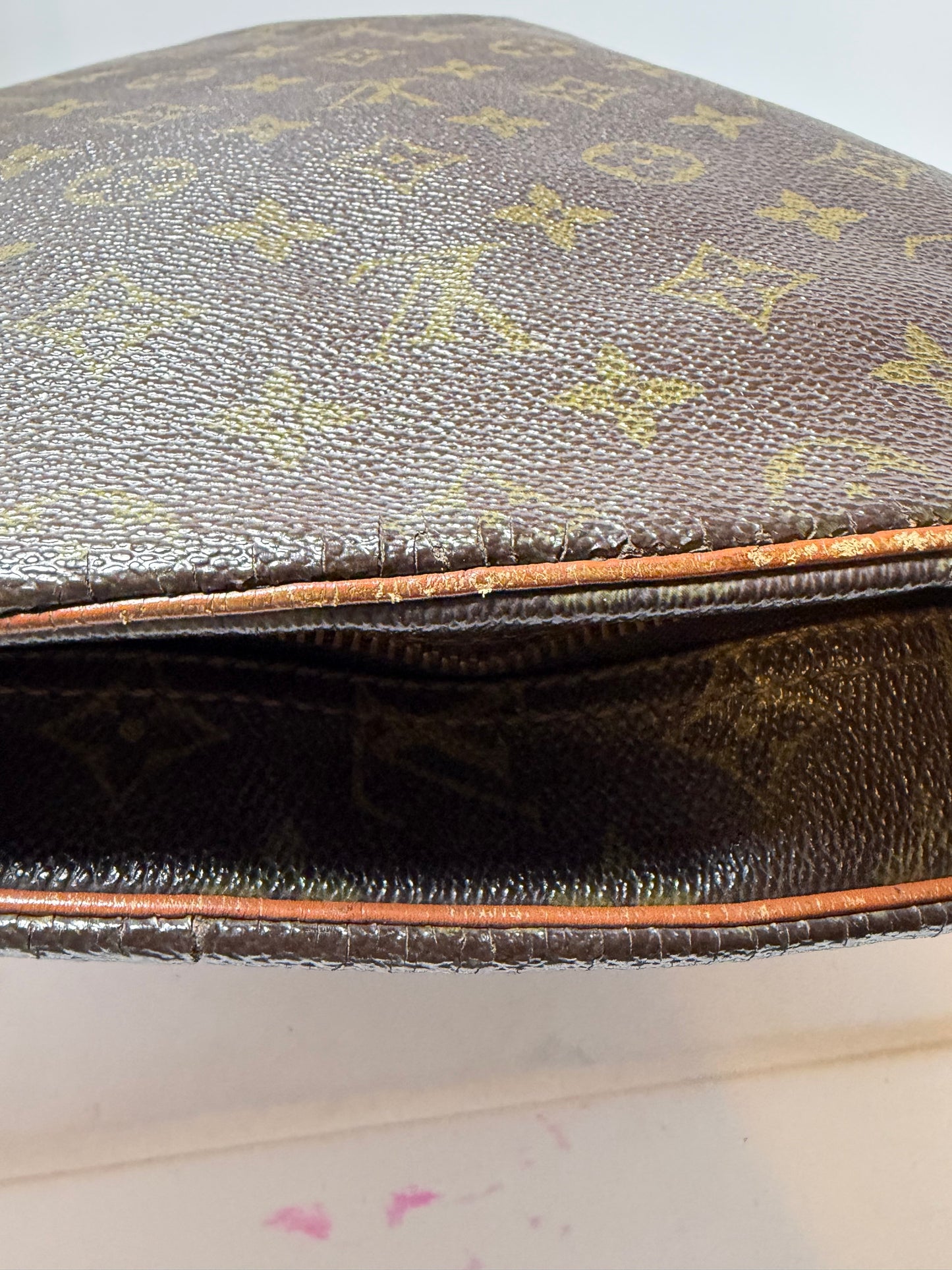 Louis Vuitton Marceau GM Messenger monogram shoulder bag- fair condition