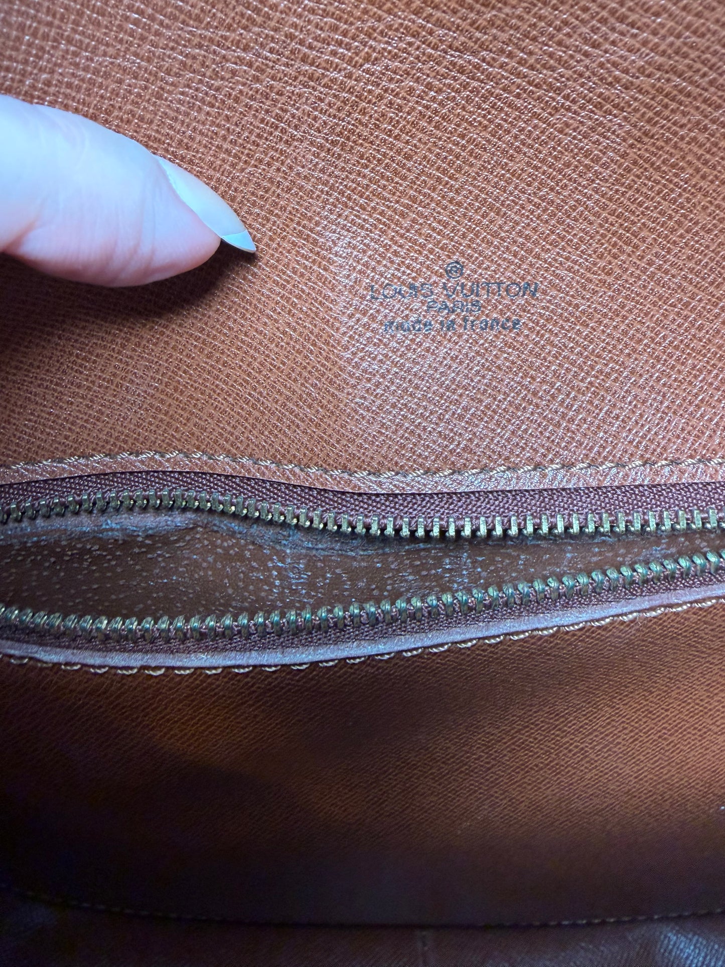 Louis Vuitton Saint Cloud GM Monogram Crossbody