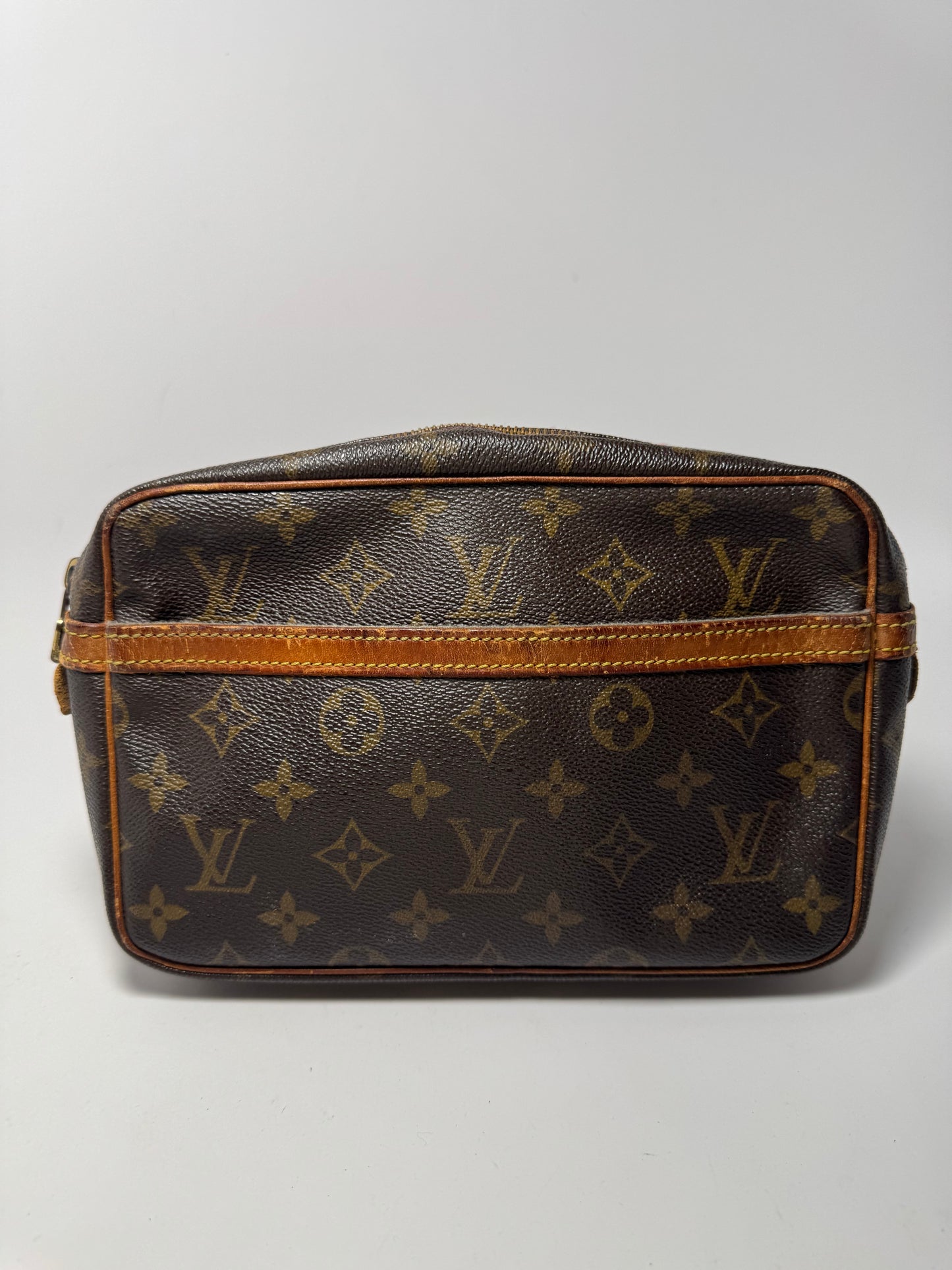 Louis Vuitton Compiegne 23 Clutch/Toiletry Pouch Made in 1991 in France