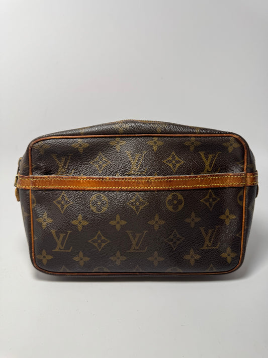 Louis Vuitton Compiegne 23 Clutch/Toiletry Pouch Made in 1991 in France