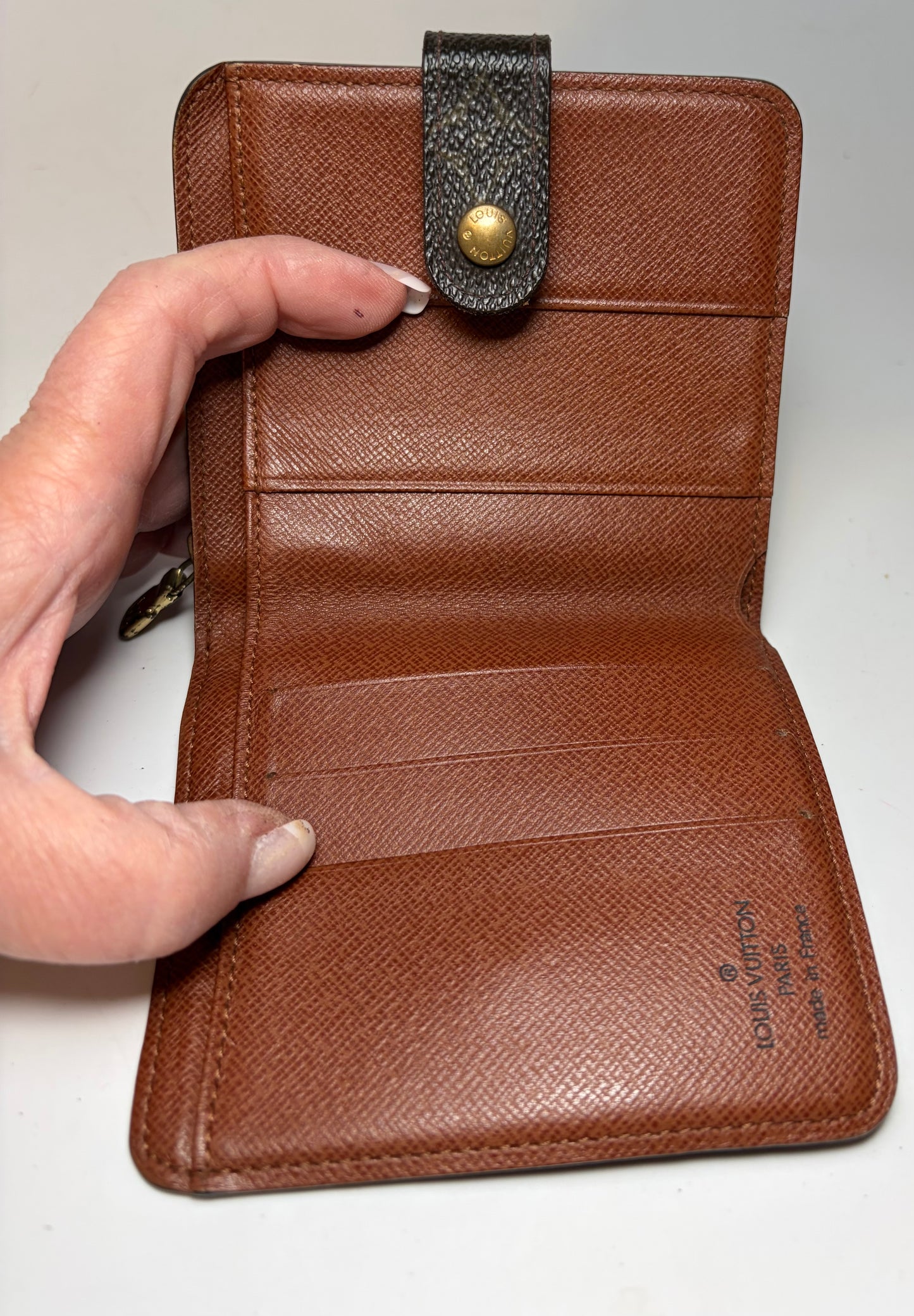 Louis Vuitton Zippy Monogram Compact Wallet, Made in Feb 2000
