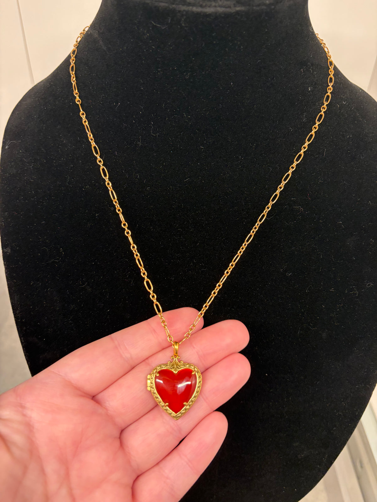 Kendra Scott x Disney Snow White Blue Birds heart Necklace