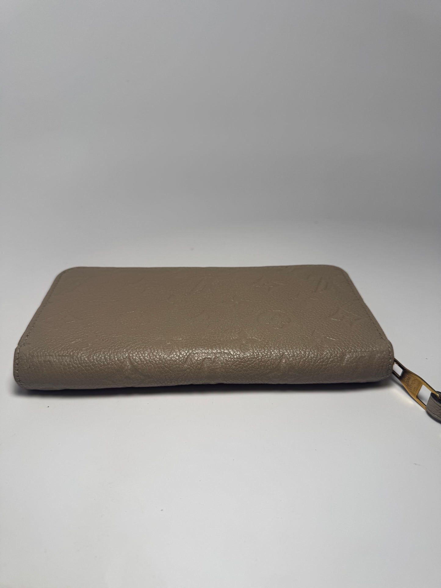 Louis Vuitton Zippy Wallet Monogram Empriente Tourterelle (Turtle Dove)
