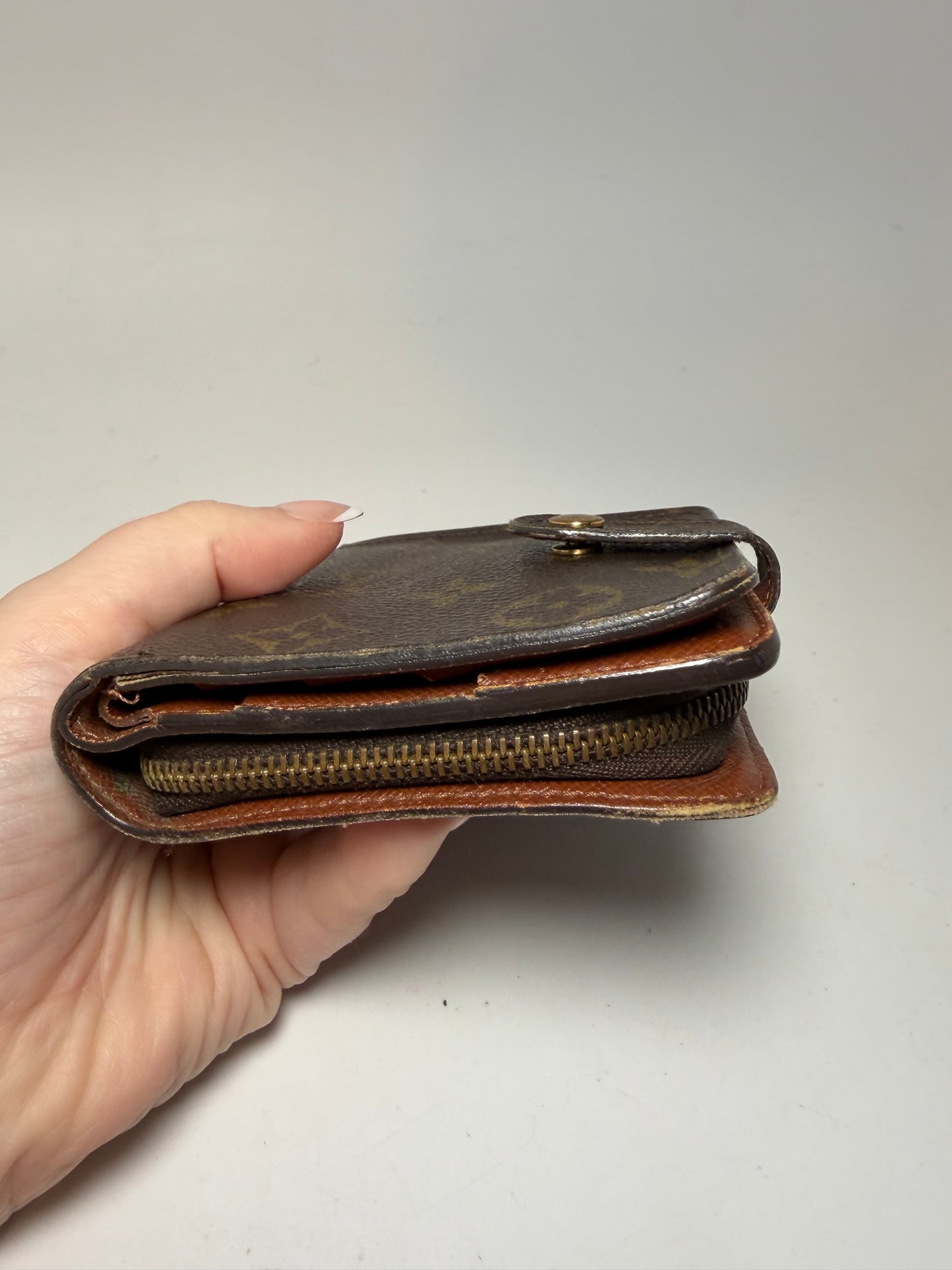 Louis Vuitton Zippy Monogram Compact Wallet