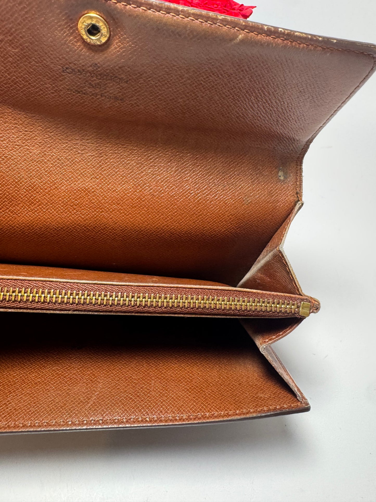 Louis Vuitton Sarah Monogram Wallet - Fair condition