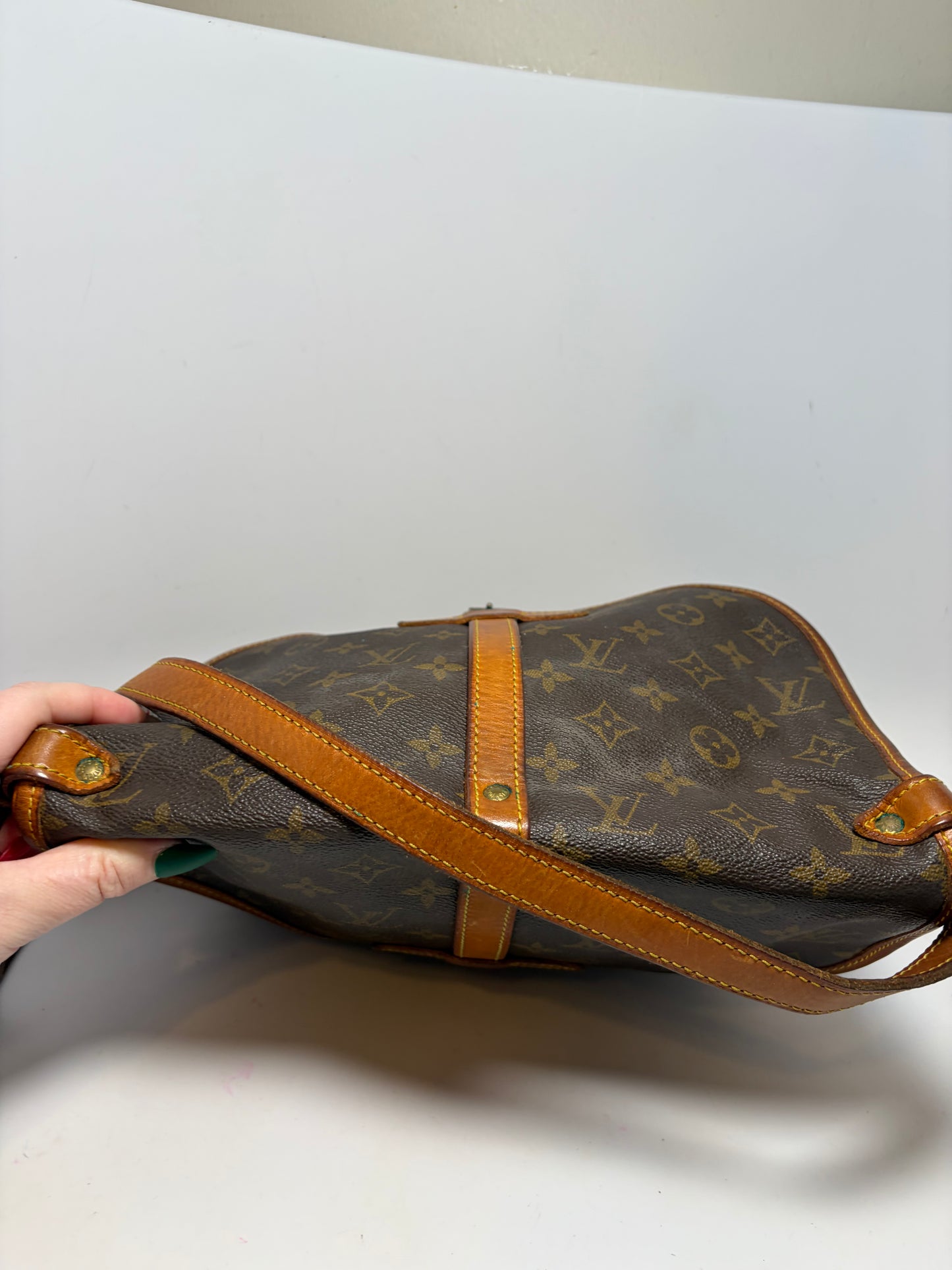Louis Vuitton Samur 30 Monogram Crossbdoy