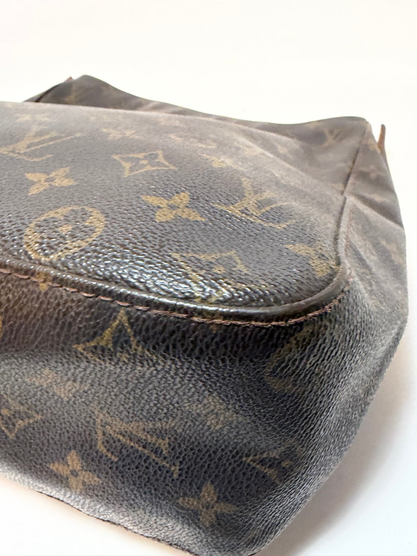Louis Vuitton Looping GM Monogram Shoulder Bag