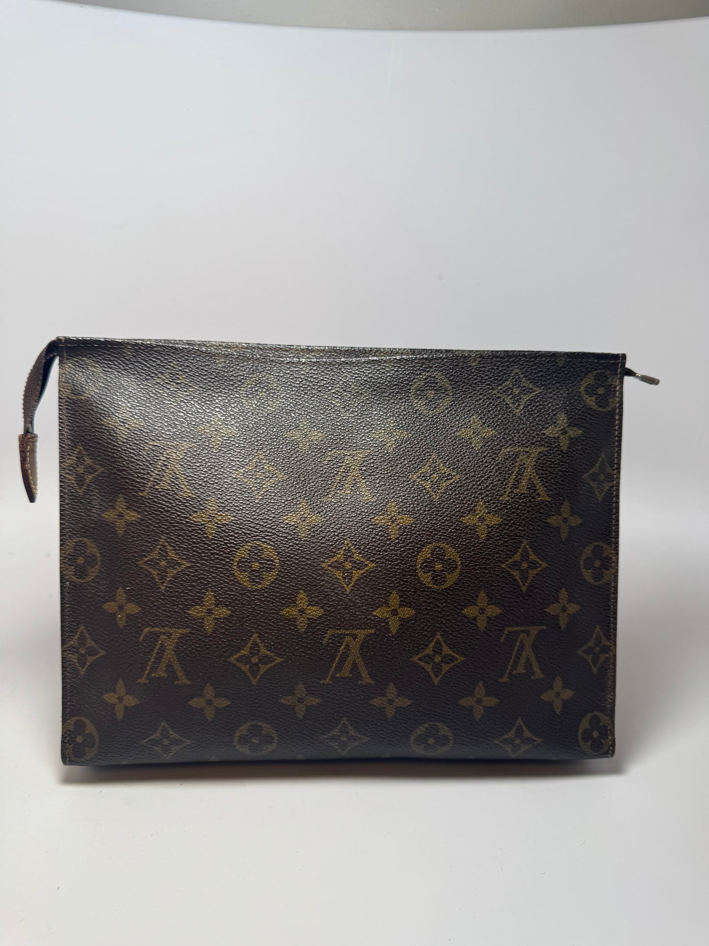 Louis Vuitton Toiletry Pouch 26 Monogram