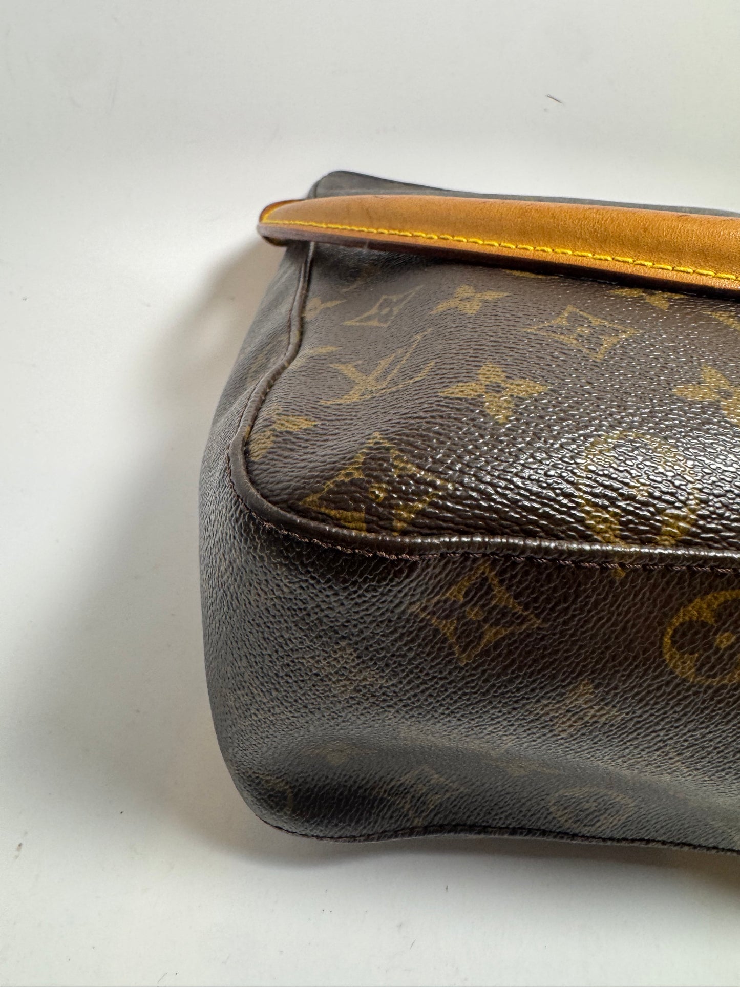 Louis Vuitton Looping GM Monogram Shoulder Bag