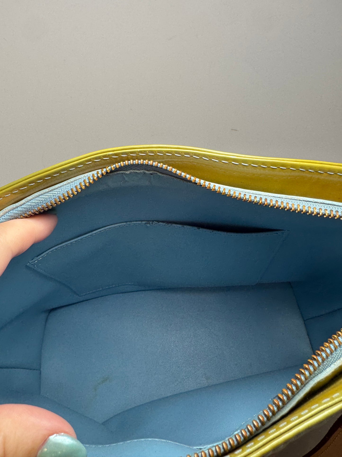 Louis Vuitton Houston Tote Vernis Green w/Blue Interior