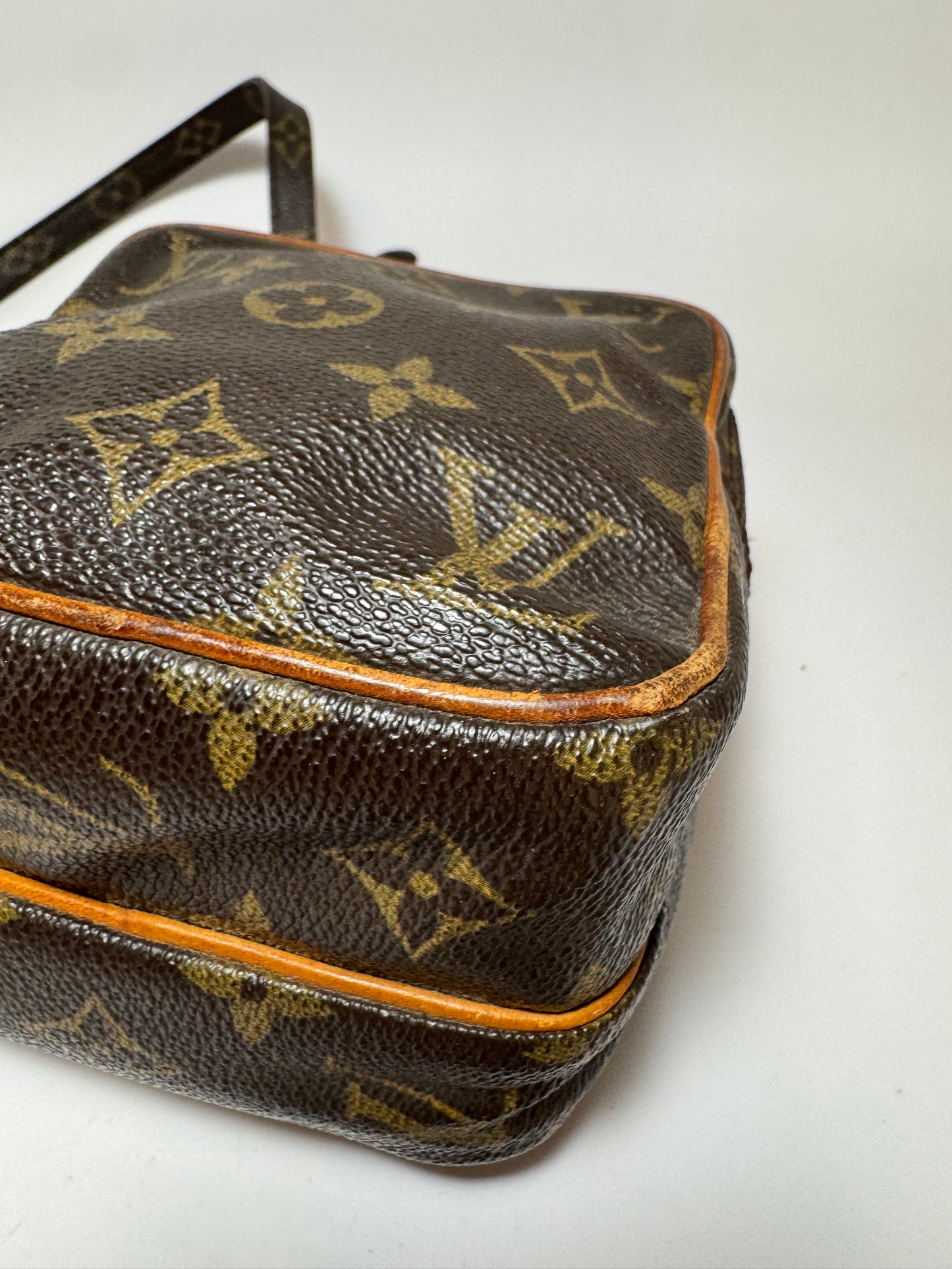 Louis Vuitton Mini Amazon Monogram Crossbody – Vintage 1986