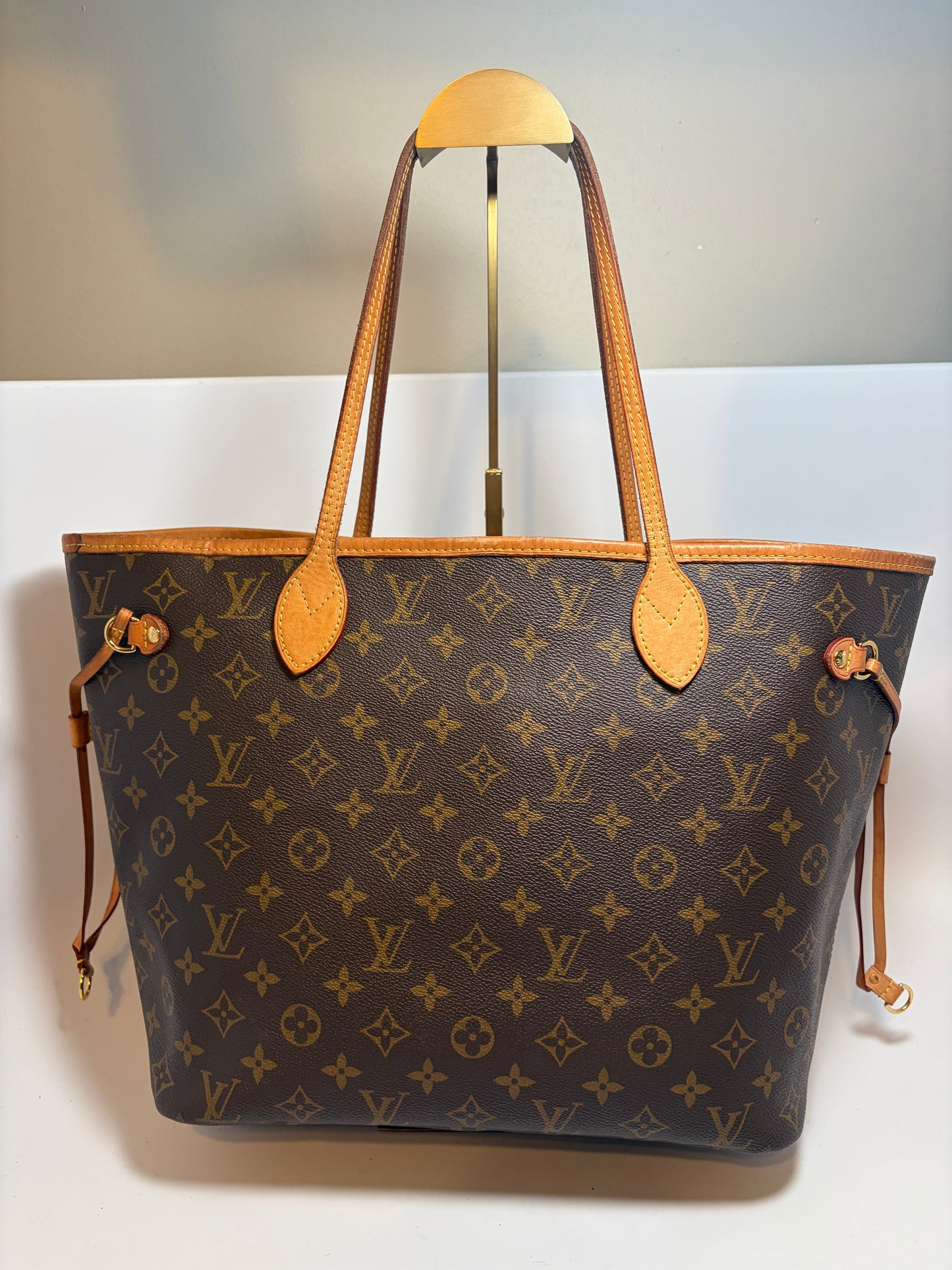 Louis Vuitton Neverfull MM Monogram Tote w/COA