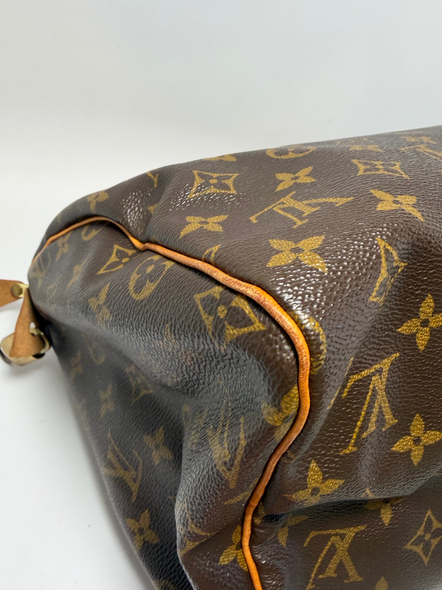 Louis Vuitton Speedy 30 Monogram, Made in France September 1993- comes with lock & key