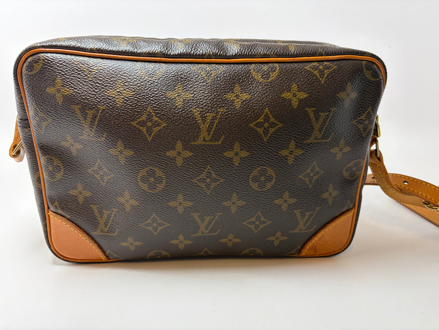 Louis Vuitton Trocadero 27 Monogram Crossbody