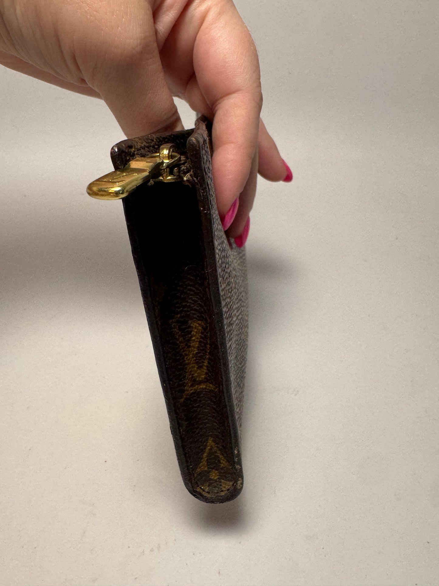 Louis Vuitton Bucket GM Toiletry Bag Monogram w/Certificate of Authenticity