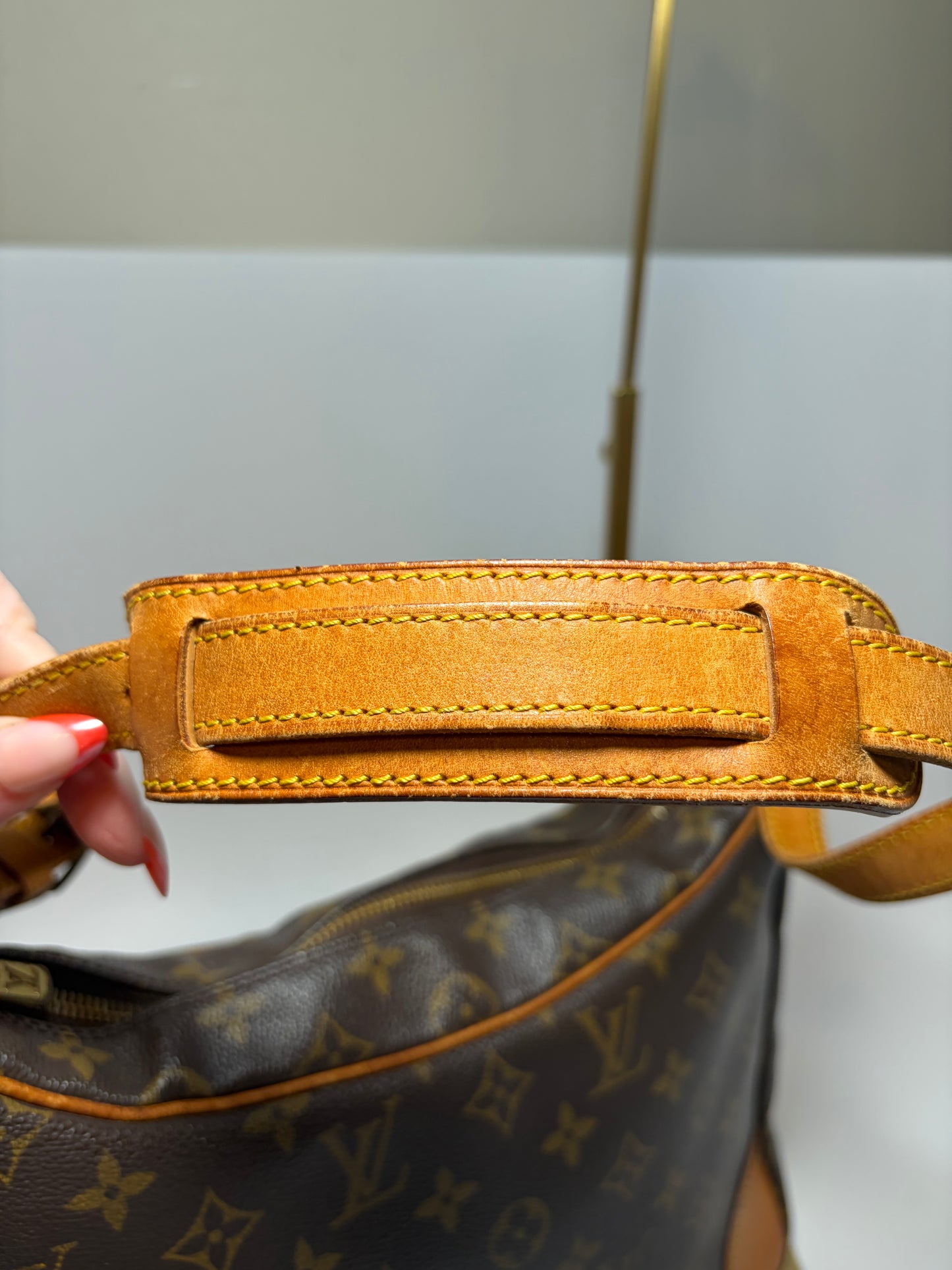 Louis Vuitton Boulogne 30 Monogram Shoulder Bag - Pre Date Code