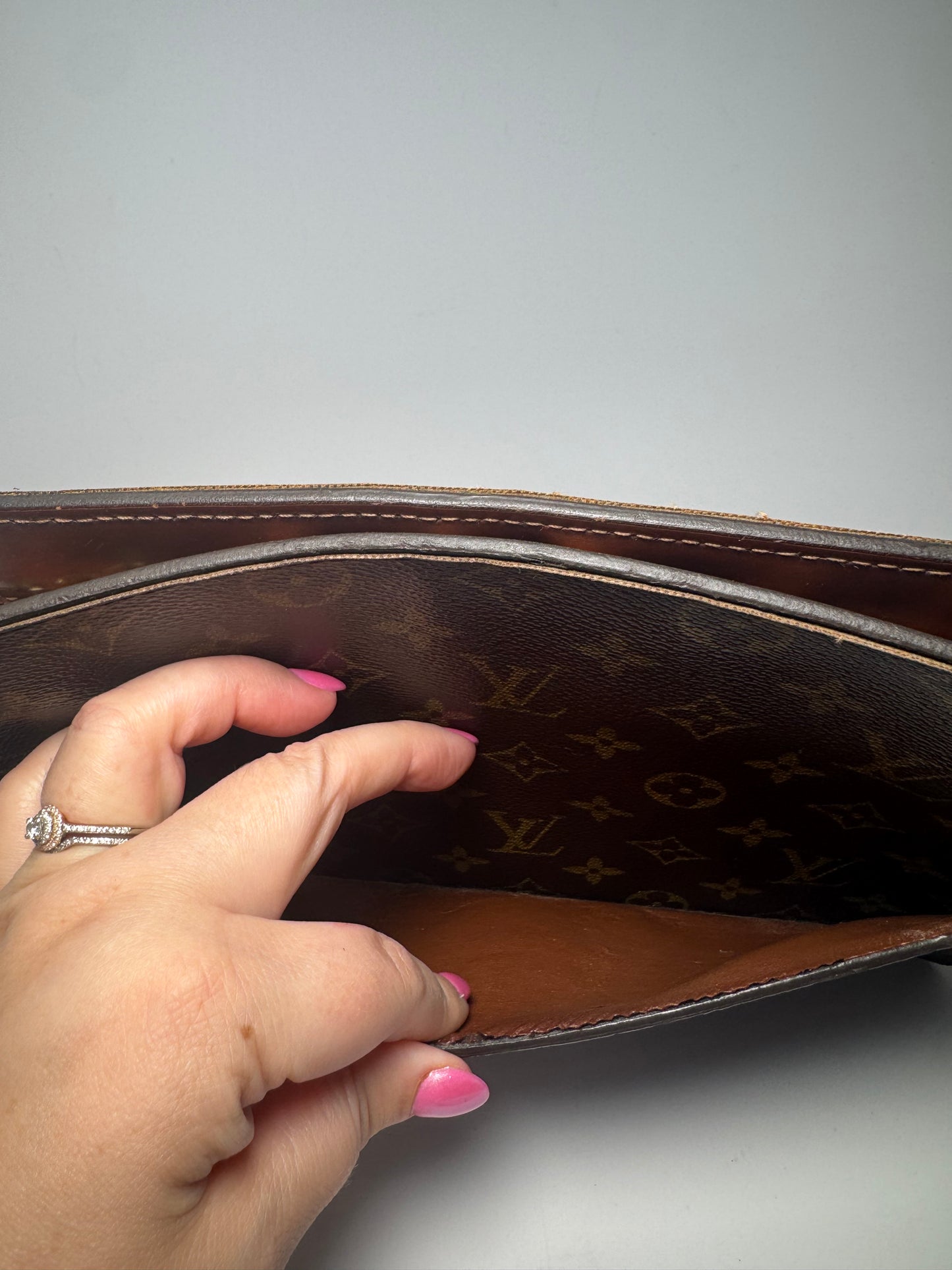Louis Vuitton Pochette Homme Clutch Monogram