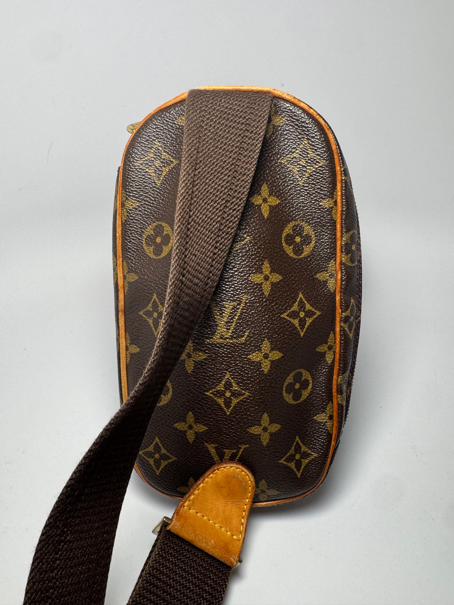 Louis Vuitton Pochette Gange Monogram Bum Bag/Sling Bag in Monogram