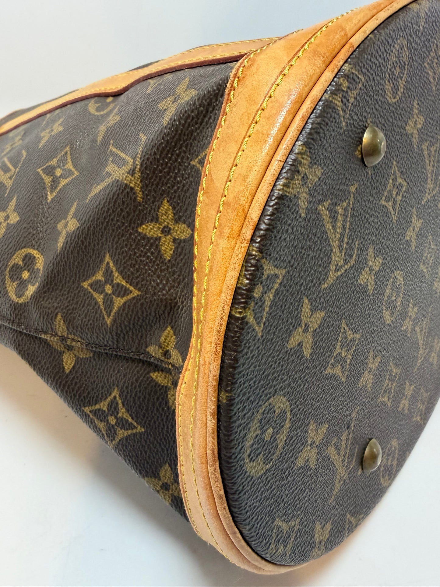 Louis Vuitton Bucket GM Tote Monogram