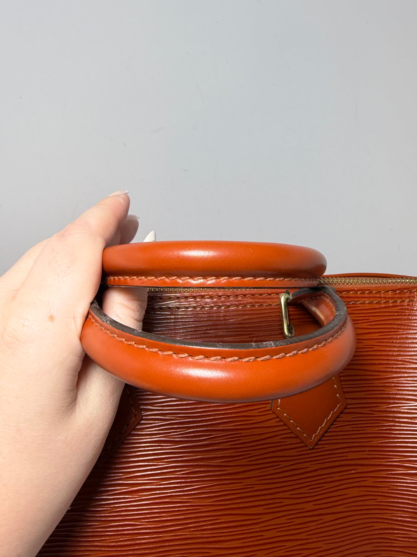 Louis Vuitton Speedy 25 Kenyan Fawn Epi Leather w/Entrupy Certificate