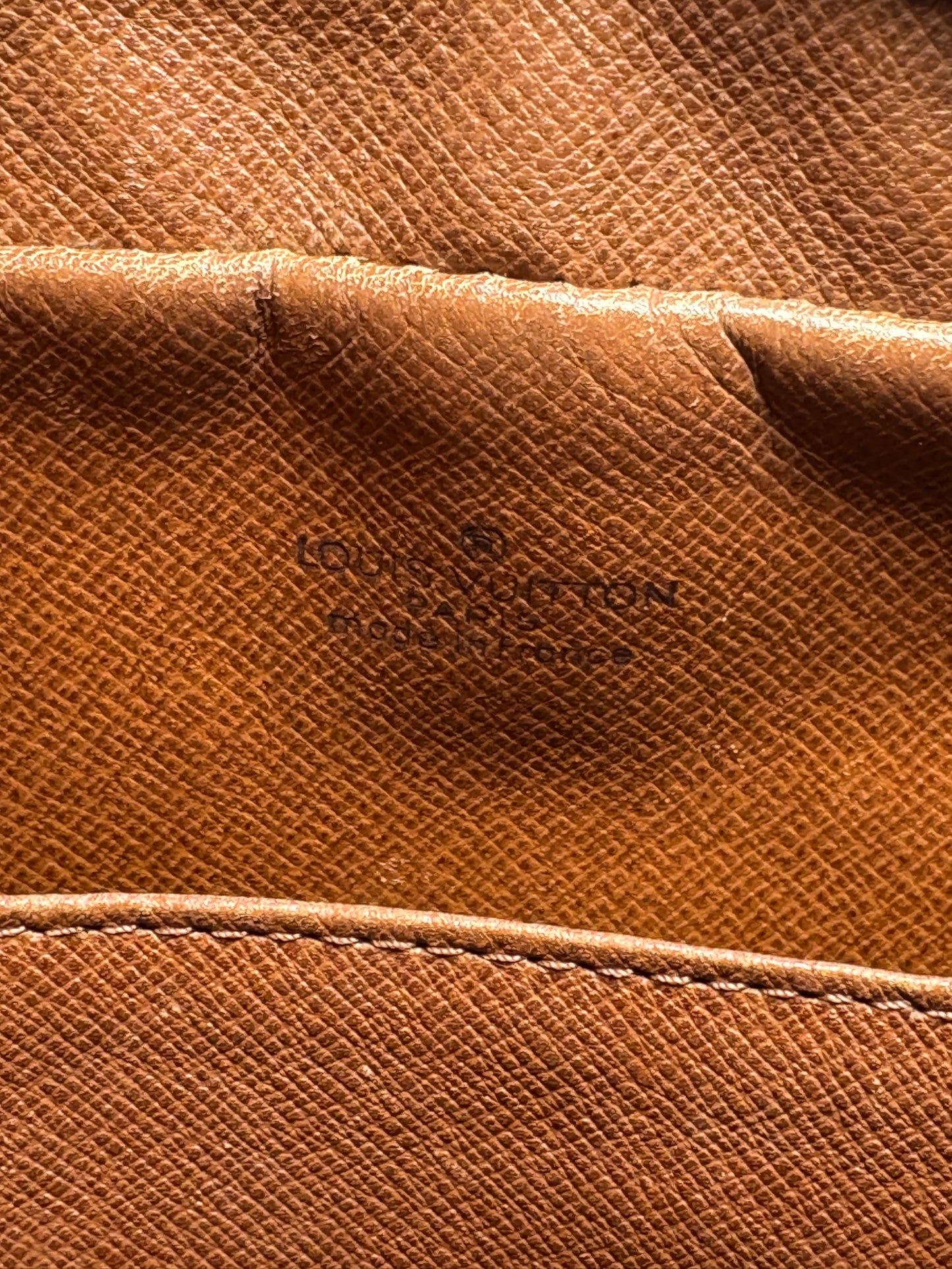 Louis Vuitton Compeigne 23 Monogram Toiletry Bag/Cosmetic Bag/Clutch