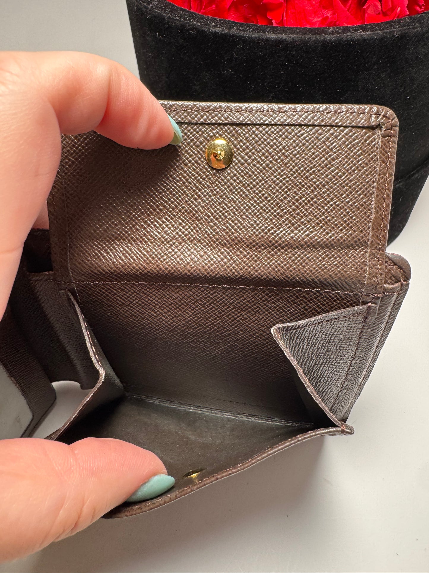Louis Vuitton Damier Ebene Florin Bifold Wallet (Unisex)