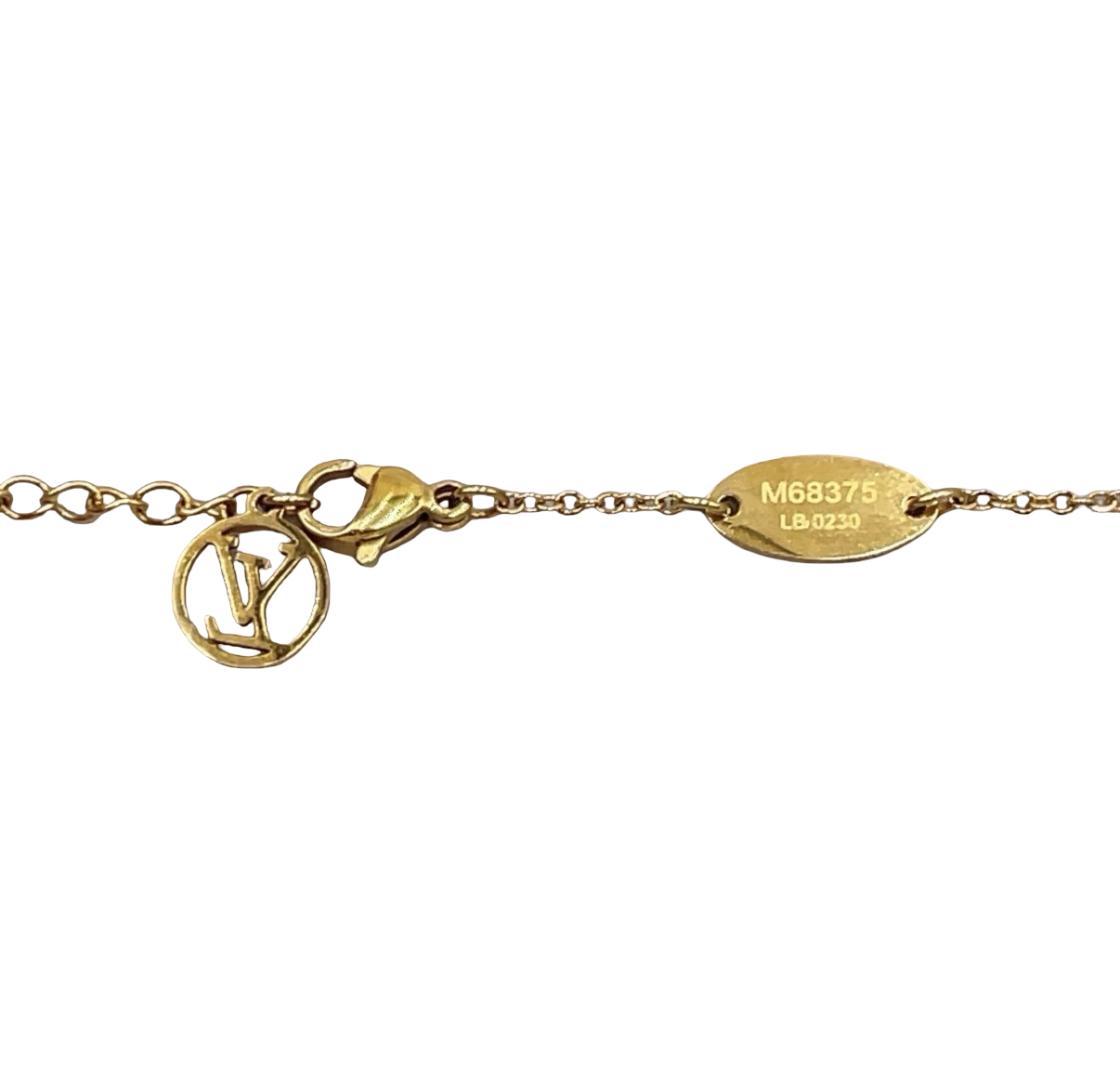 Louis Vuitton Essential V Necklace