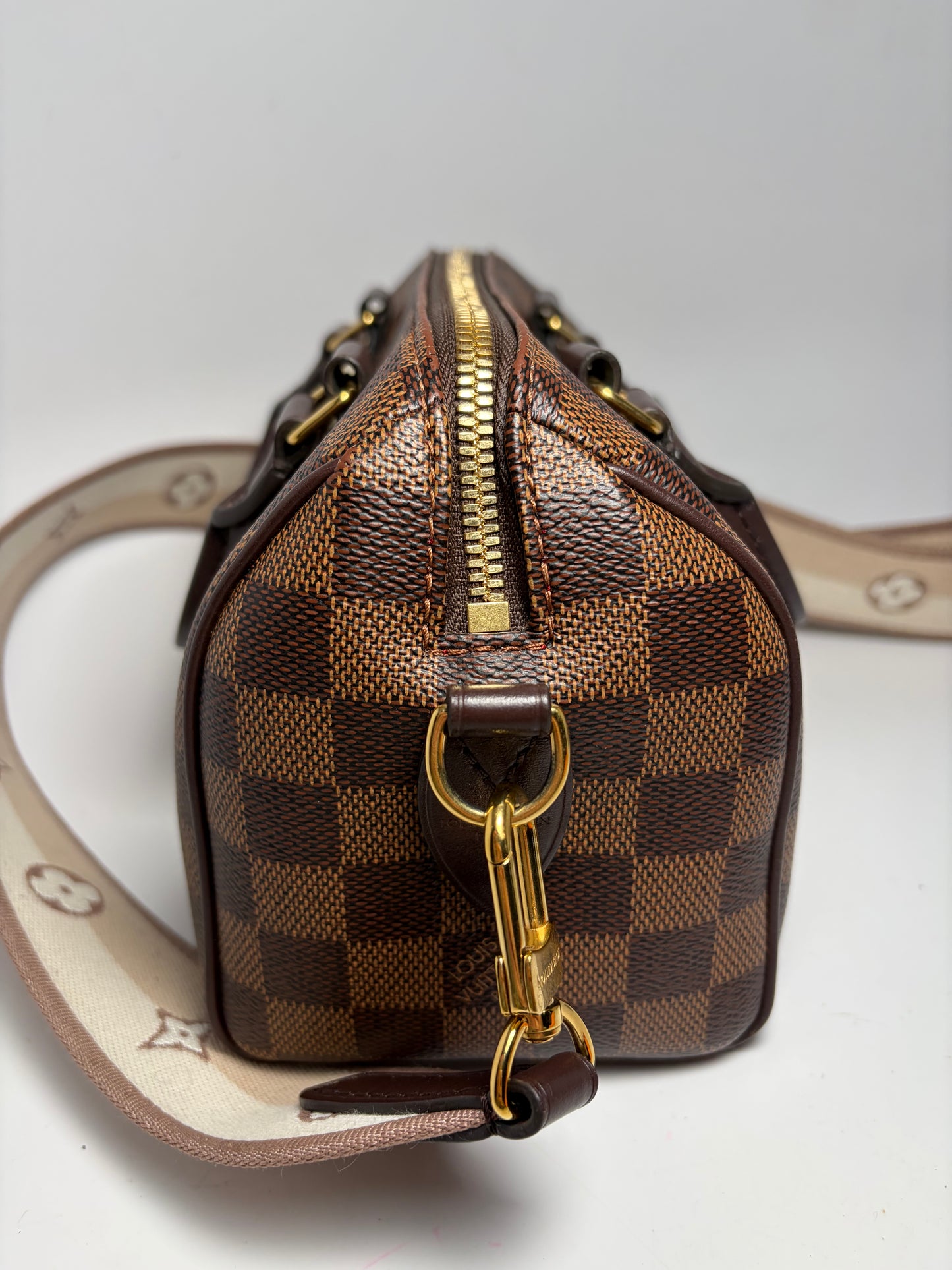 Louis Vuitton Speedy 20 Bandouliere Damier Ebene w/COA, dust bag & box