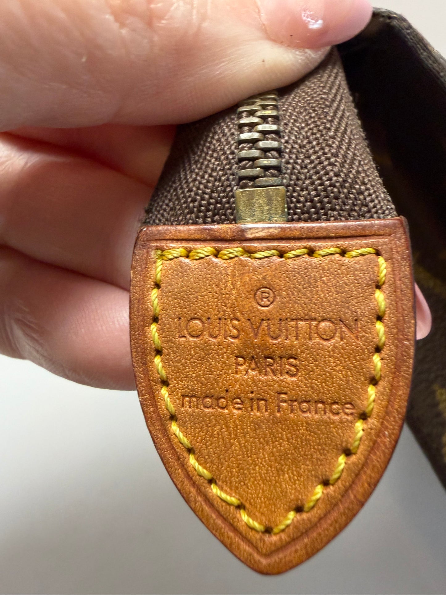Louis Vuitton Toiletry Pouch 26, Made in France