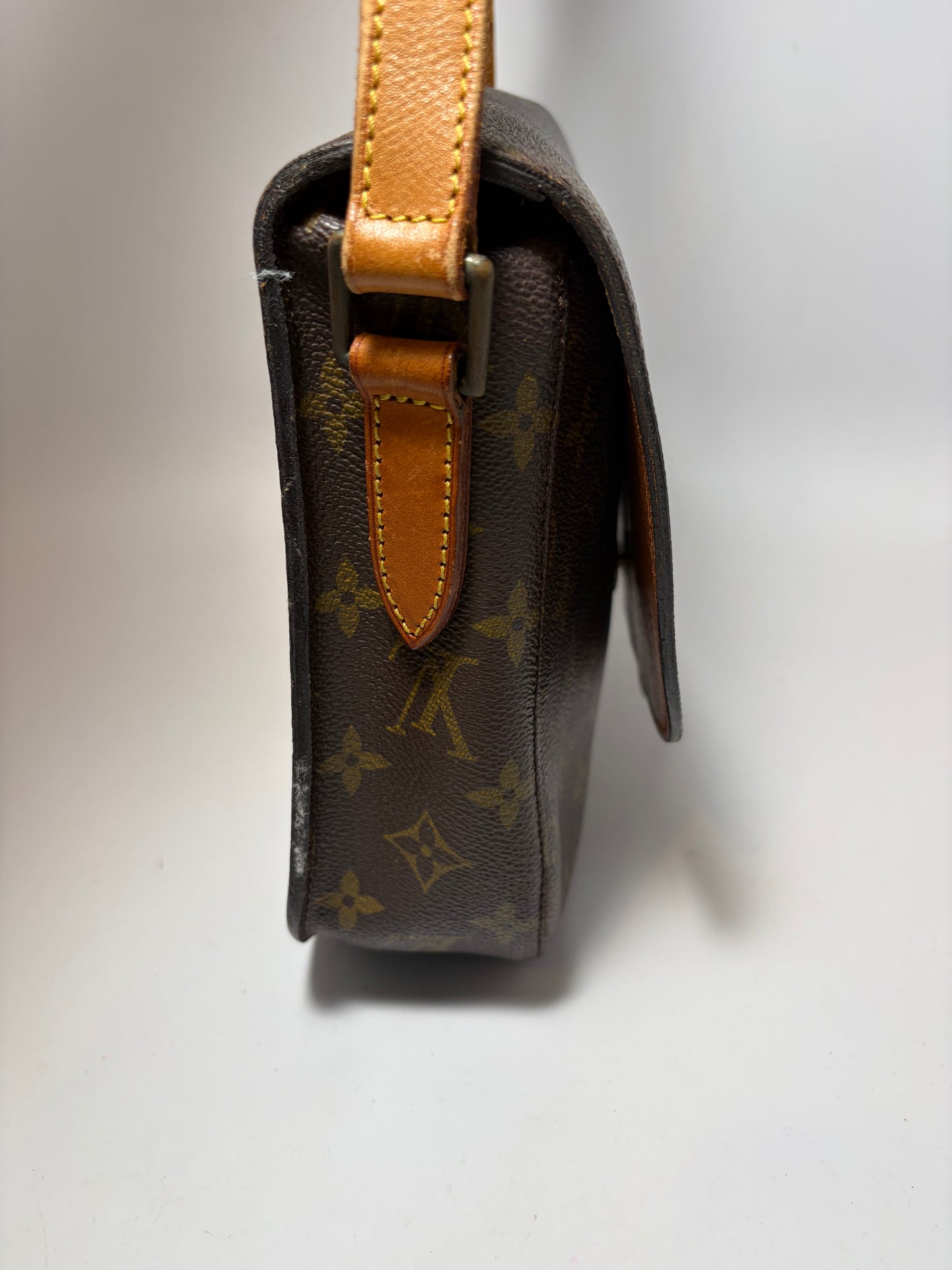 Louis Vuitton Saint Cloud GM monogram crossbody pre date code